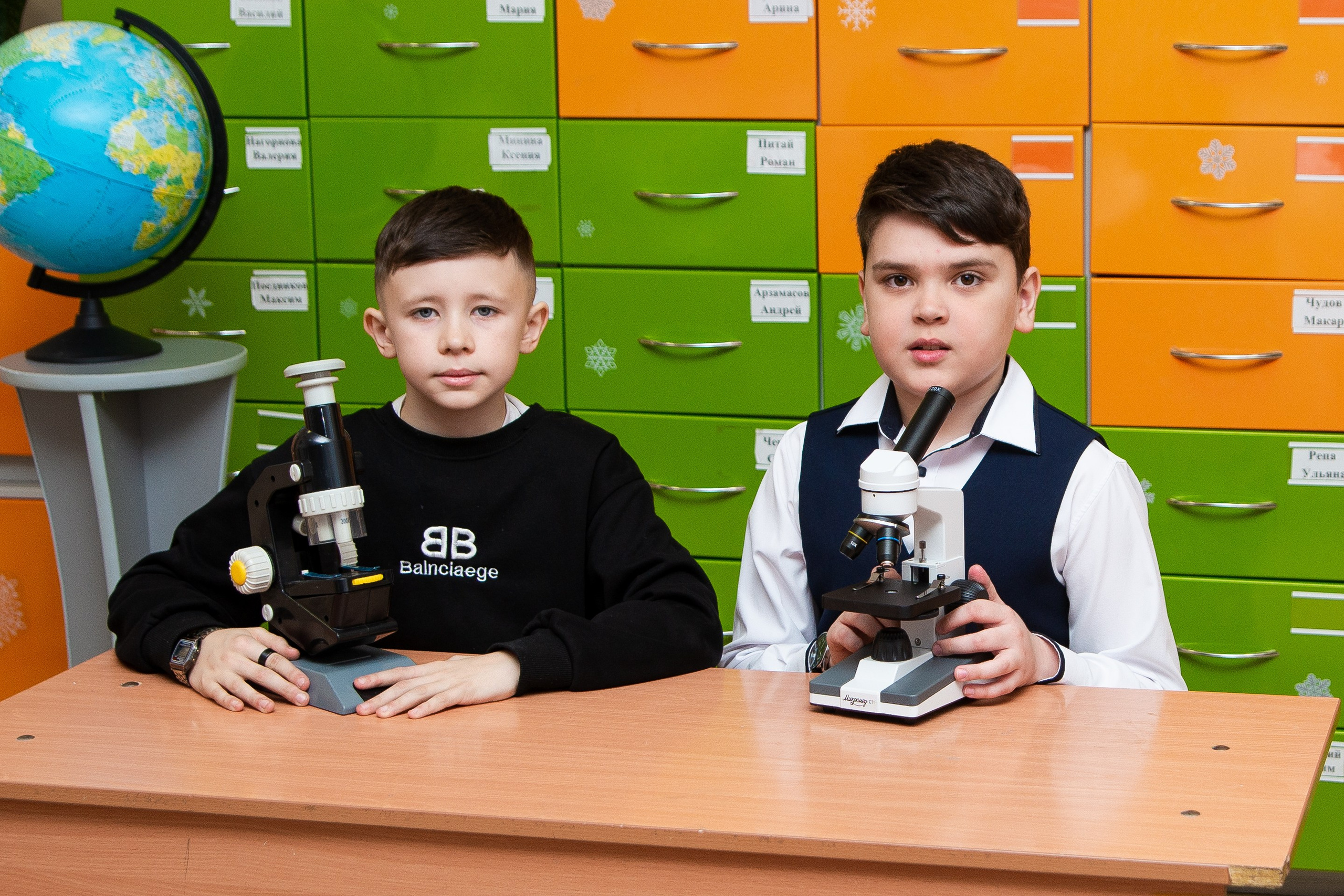 Начальная школа. Фотосессии на альбомы в классе. Выпускные Альбомы и Фотосессии п. Кавалерово