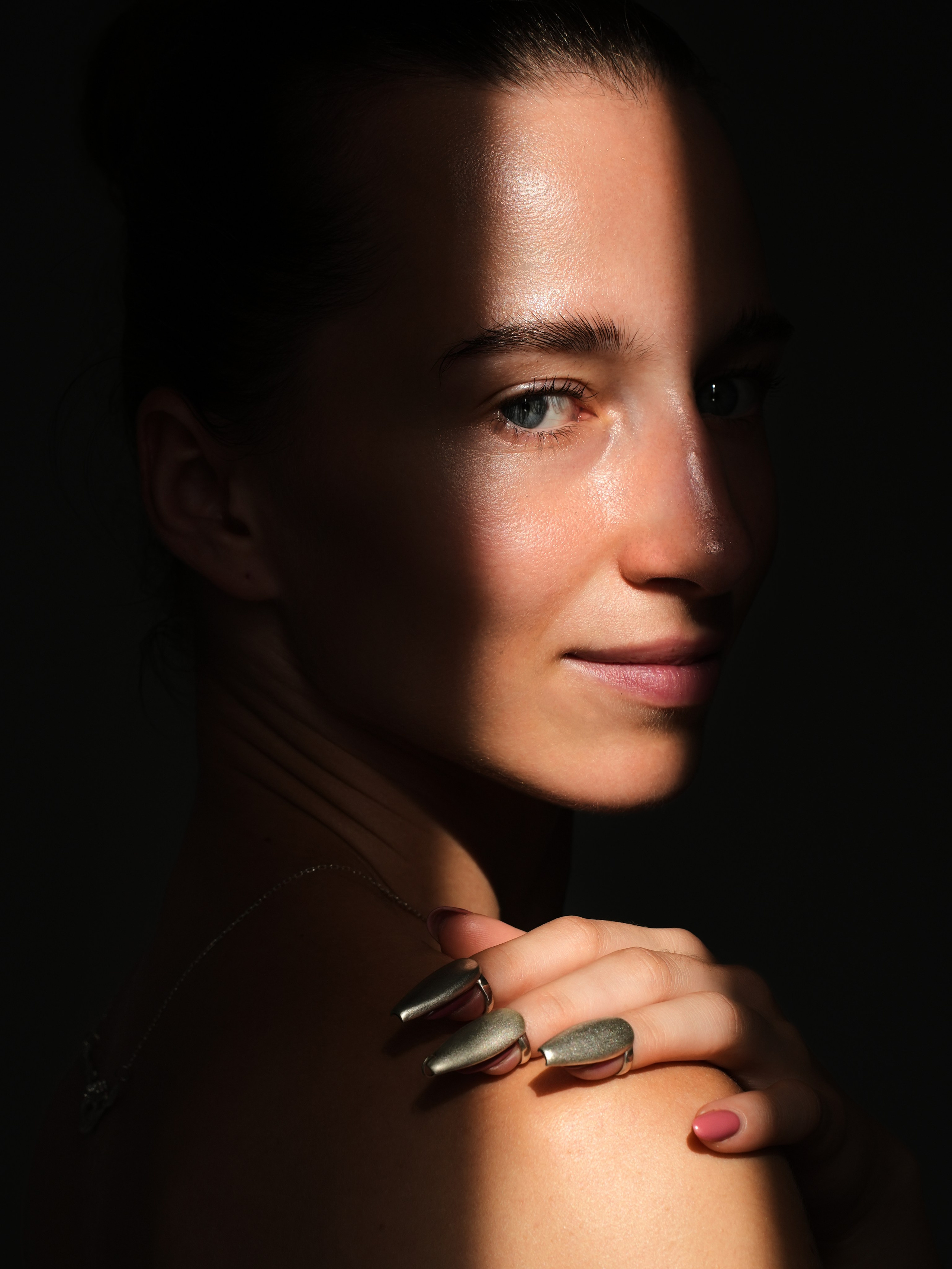 BLOSSOM. Фотограф и продюсер fashion-съемок в Санкт-Петербурге