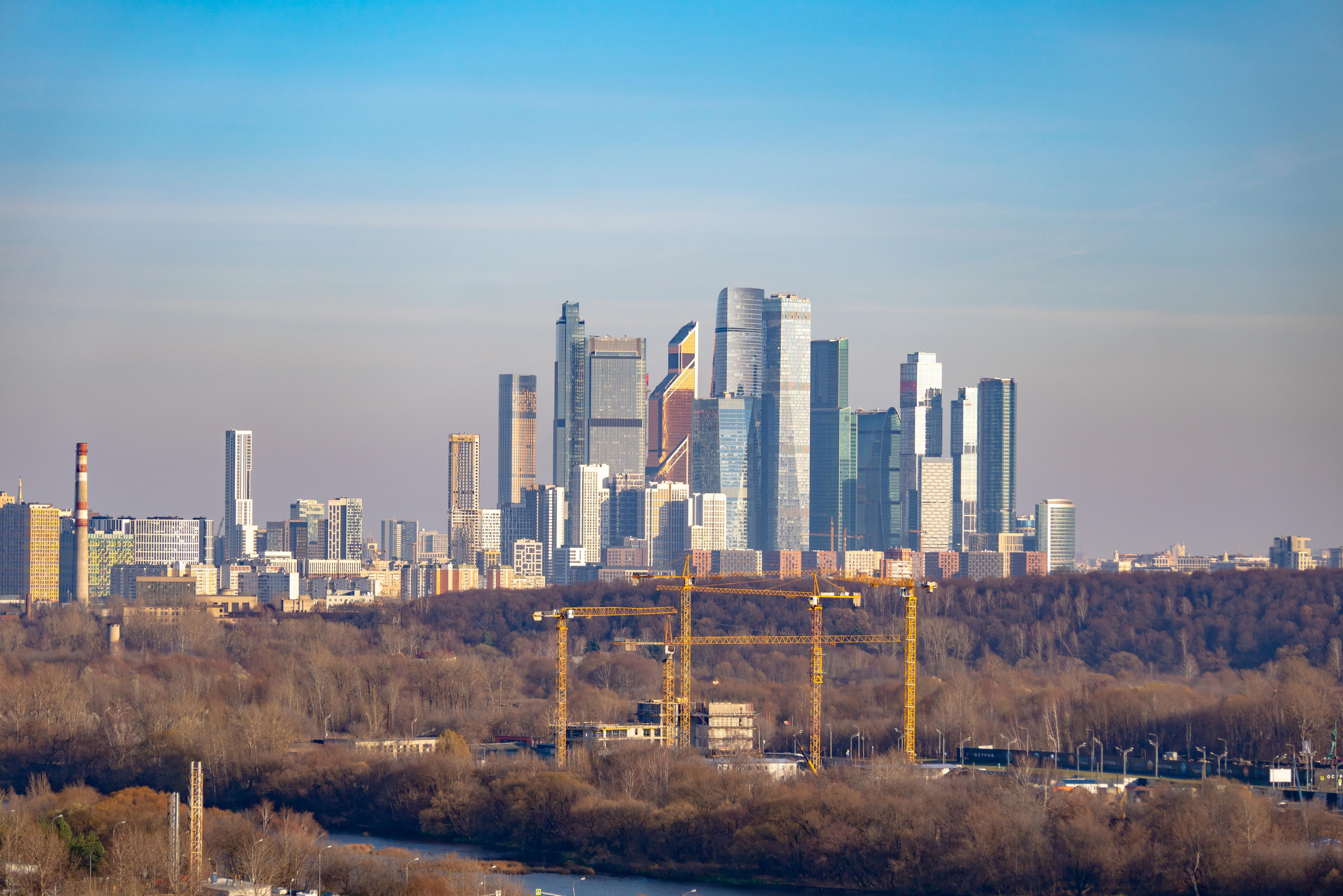 Крылатские холмы, вид на деловой центр и Moscow City