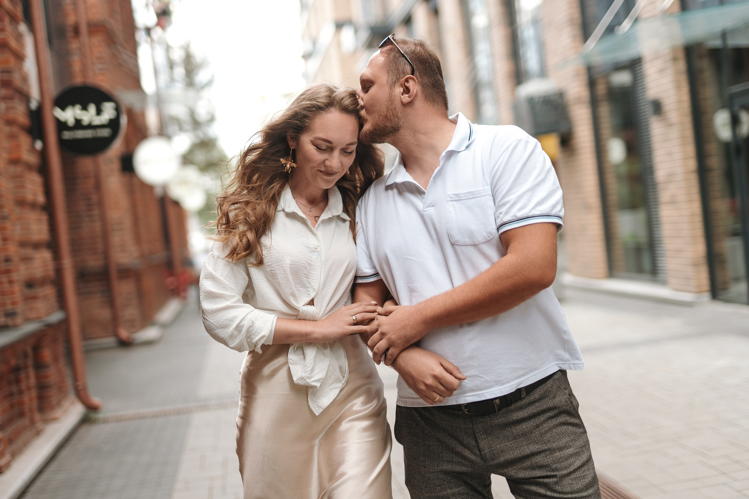 Фотосессия для пары в Уфе — прогулка по ЖК «Империал» и водонапорной башне