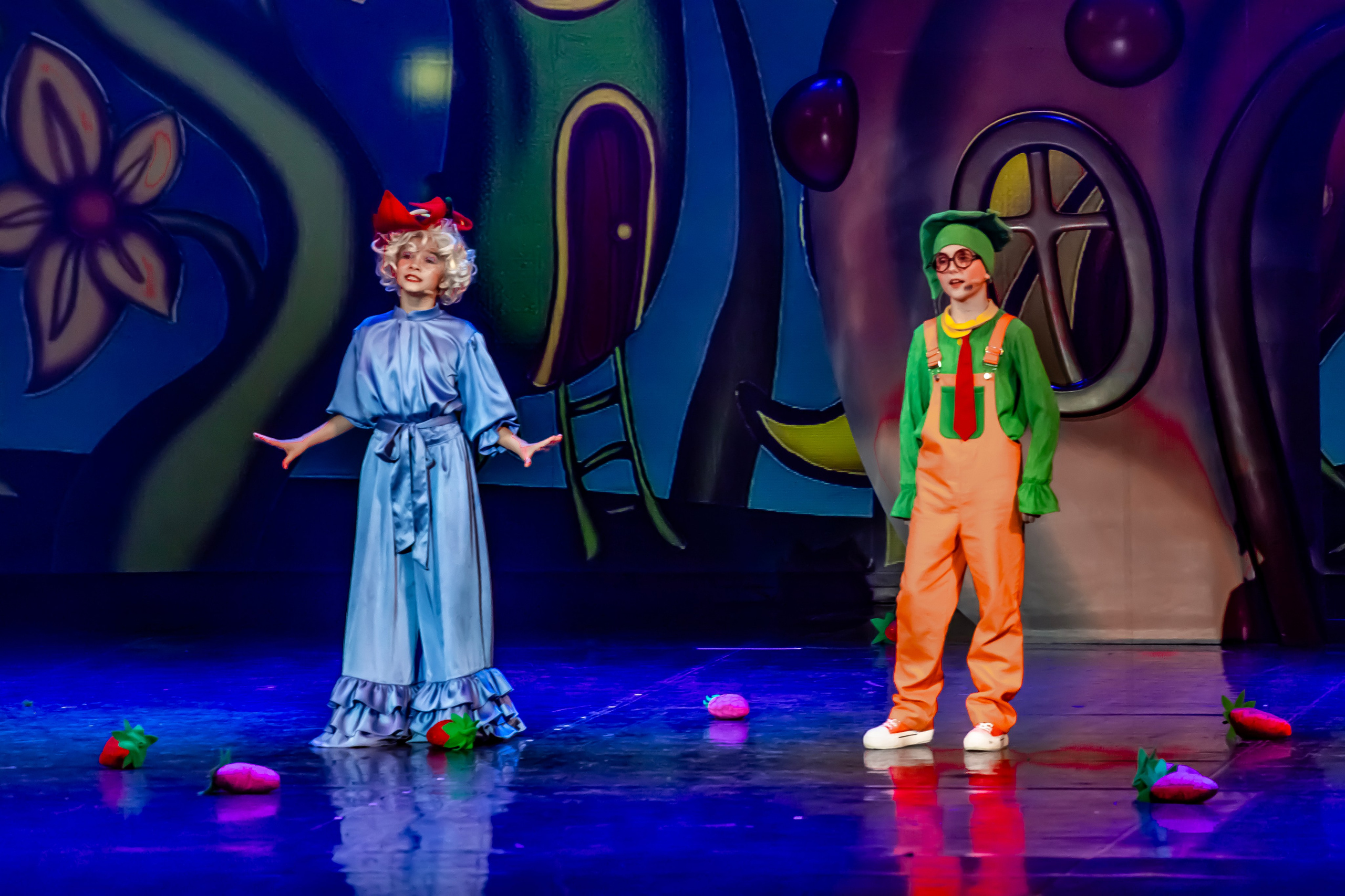 Мюзикл «Незнайка в царстве малюток» премьера Сочи солнышки и Сочи Соло. Фотограф в Сочи Юрий Шептаев