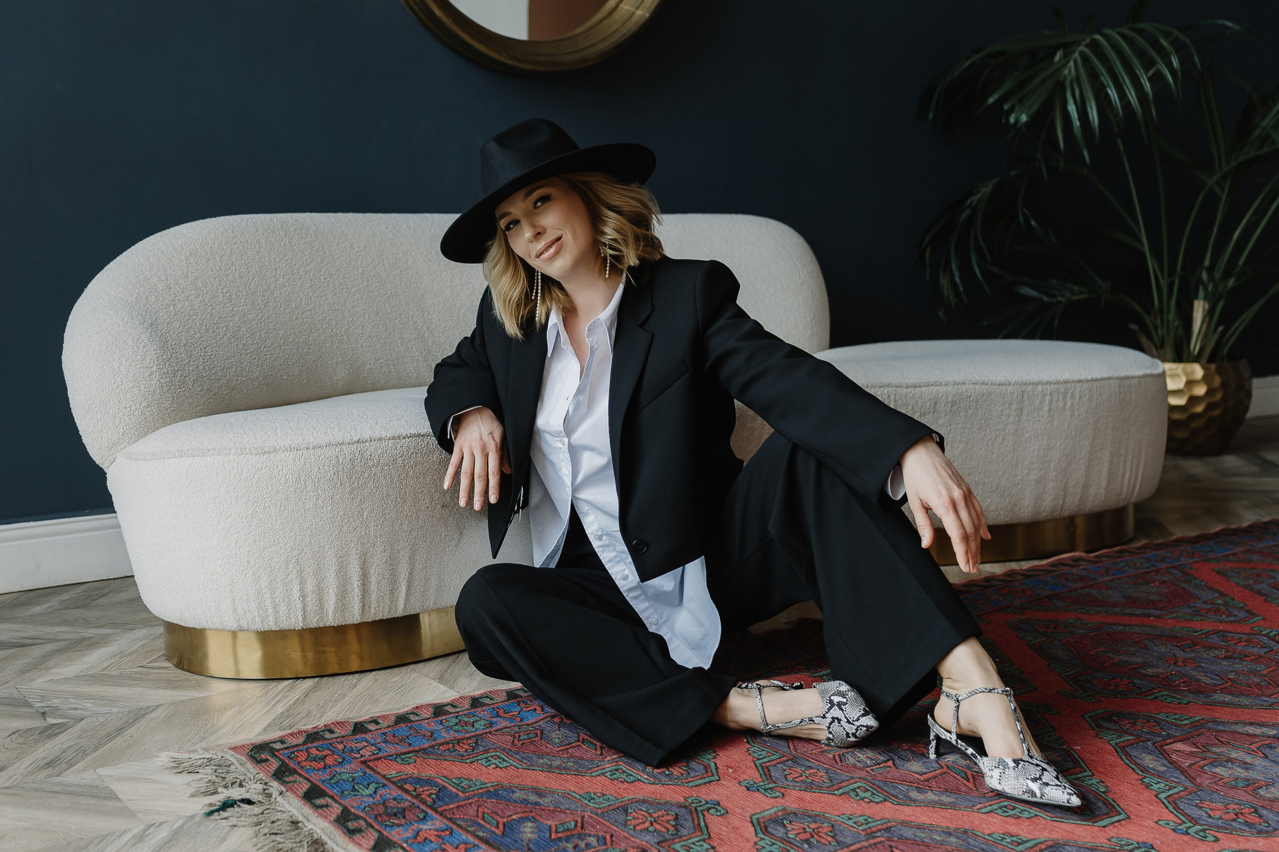 Стильная женская фотосессия