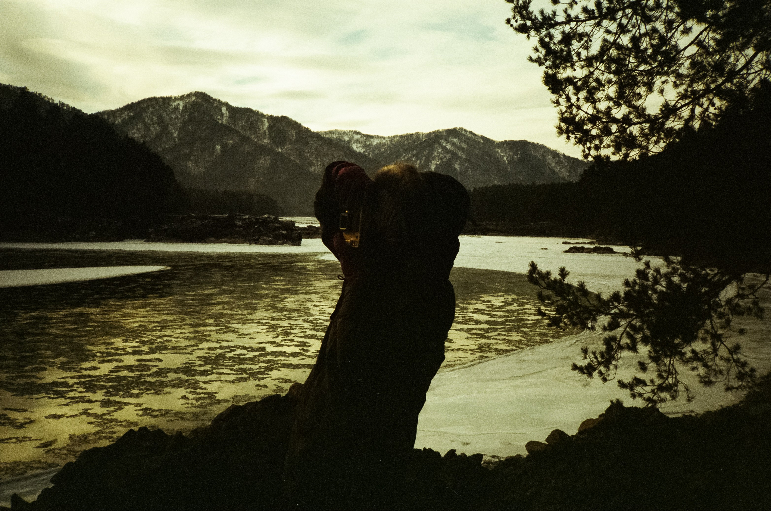 Дорога в сторону Сада Пионов, база Сила Алтая / 15 — 16 декабря 2023 г