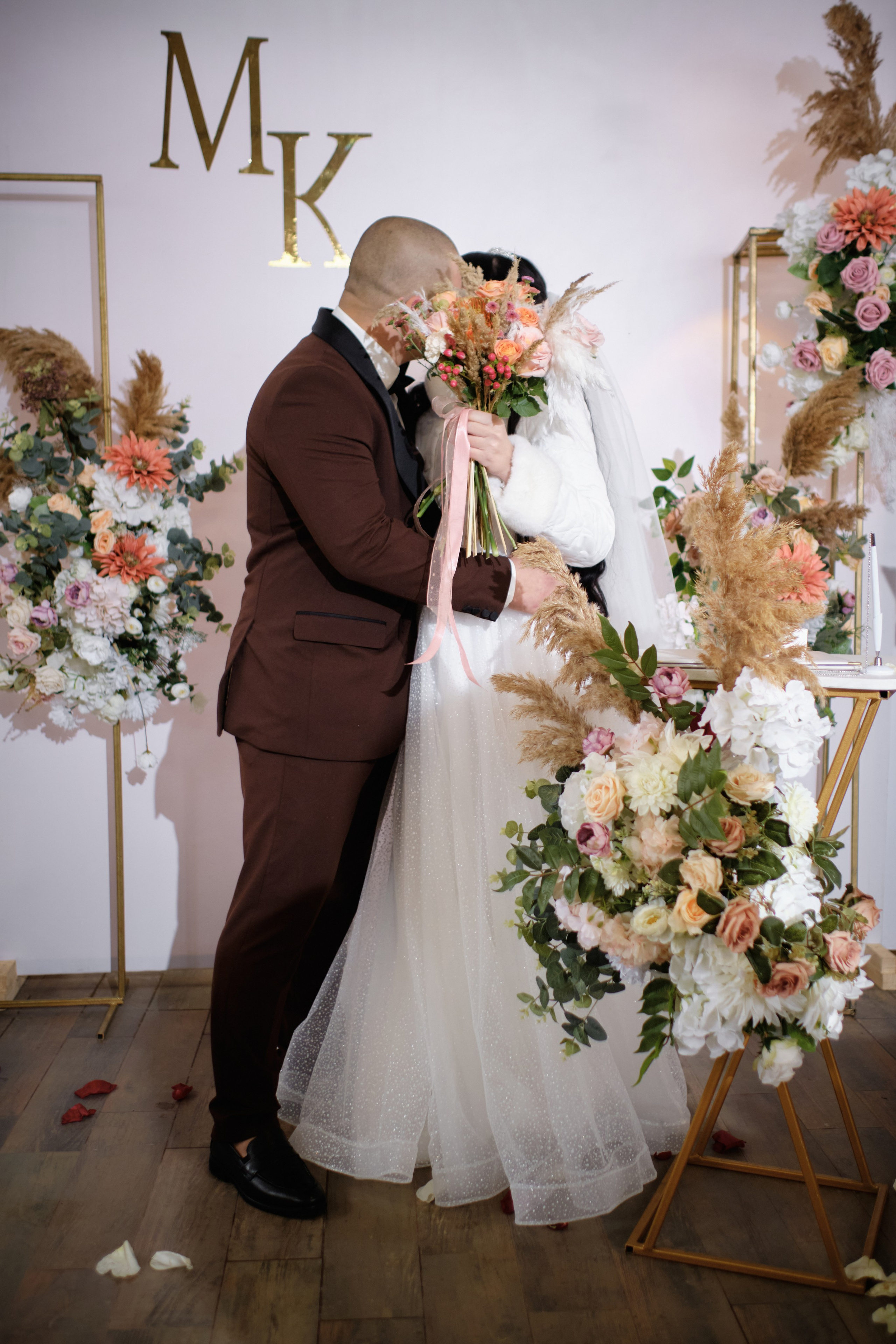 Максим + Карина. Антонина Мезинова фотограф Михайловка и Волгоград