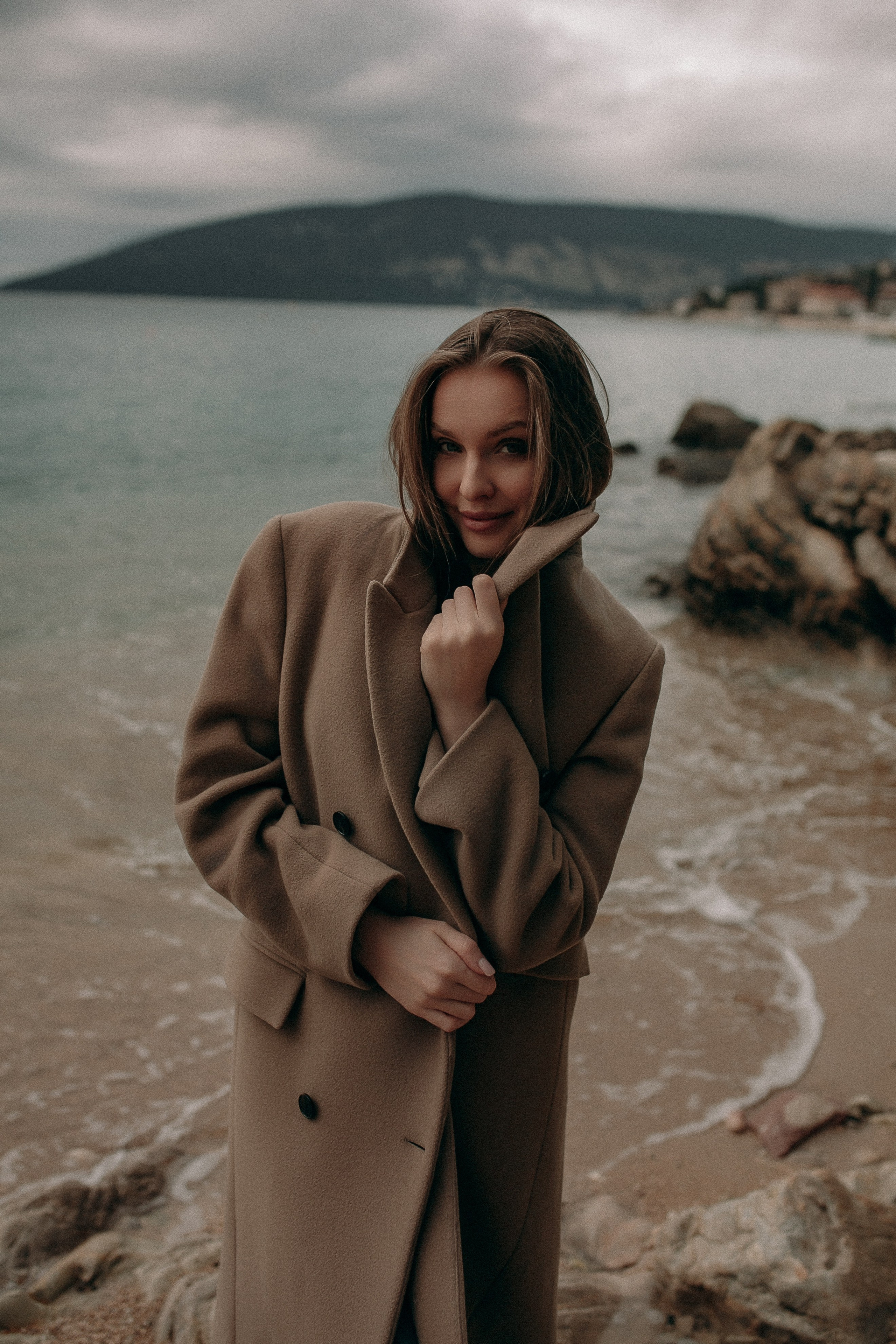 АЛИНА И МОРЕ. Family, Women & Couples Photographer in Budva, Kotor, Herceg Novi, Perast & Coastal Montenegro