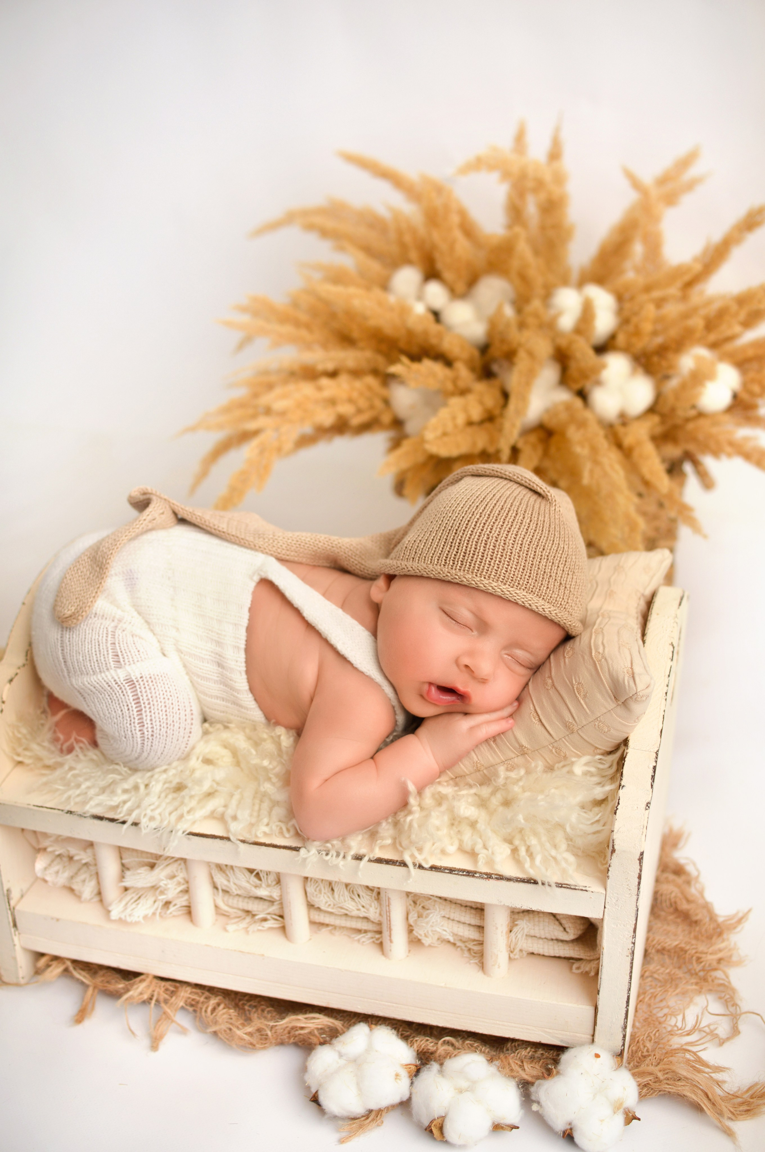 Фотосессия новорожденного ньюборн Краснодар. Фотограф новорожденных Краснодар Малышенко Надежда