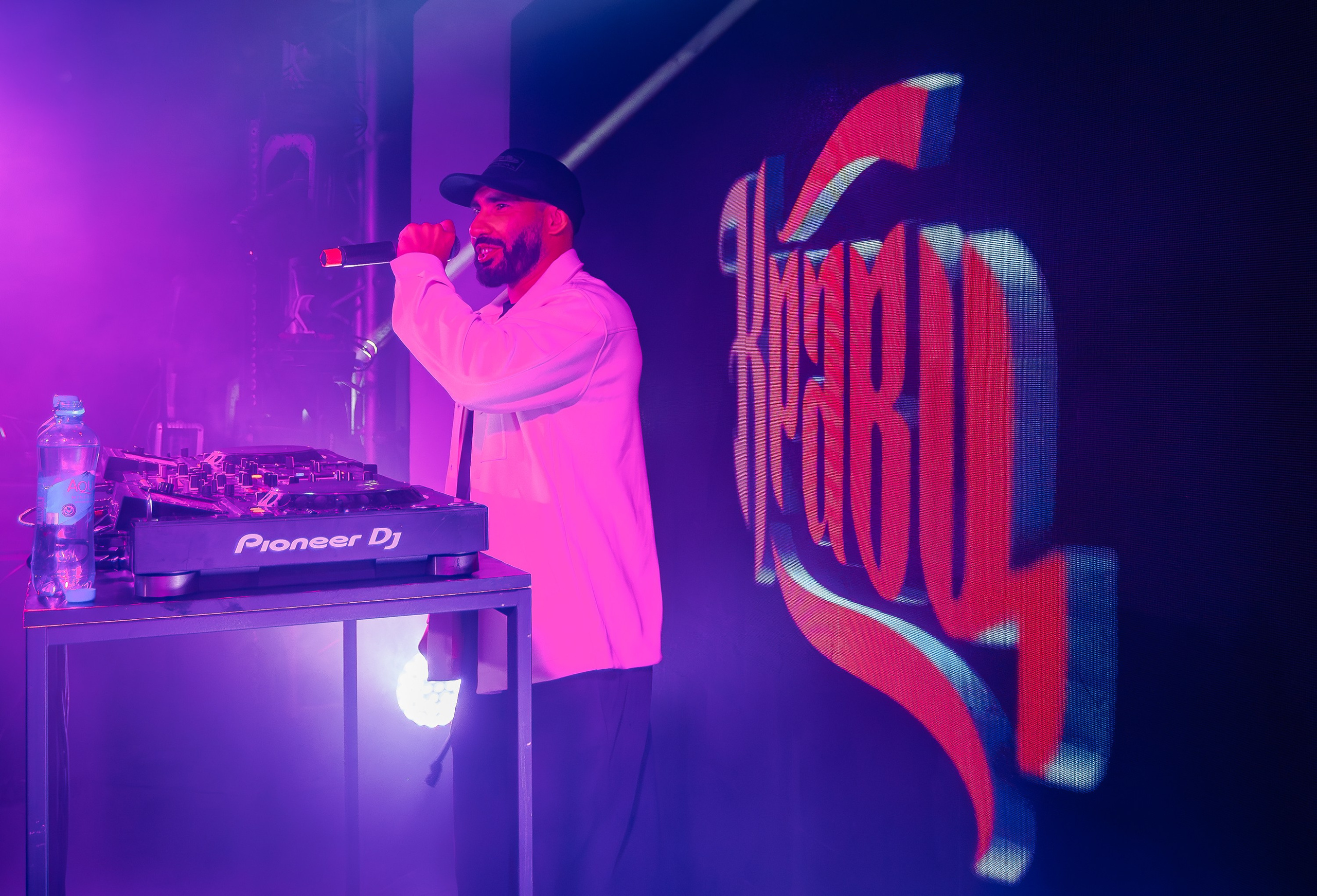 «КРАВЦ"_Чайка на пляже_Ялта_27.08.2025 г. Аминов Руслан | Фотограф