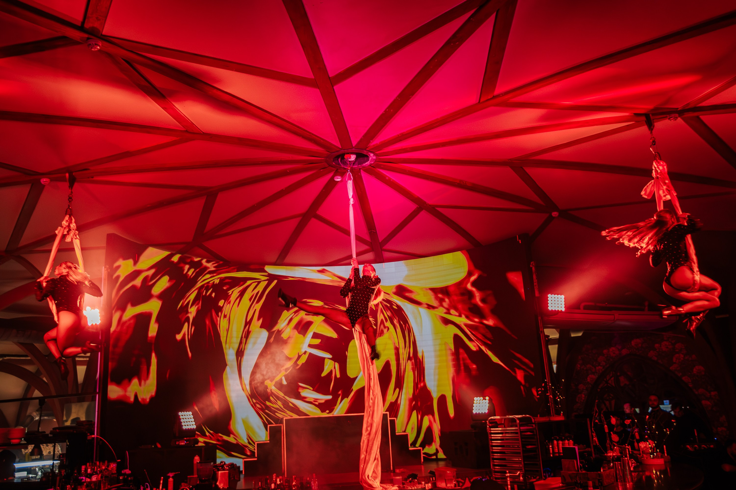 PTIZZA SHOW. Gold & Black in Ptizza Bar_Ялта_6.07.2025. Аминов Руслан | Фотограф