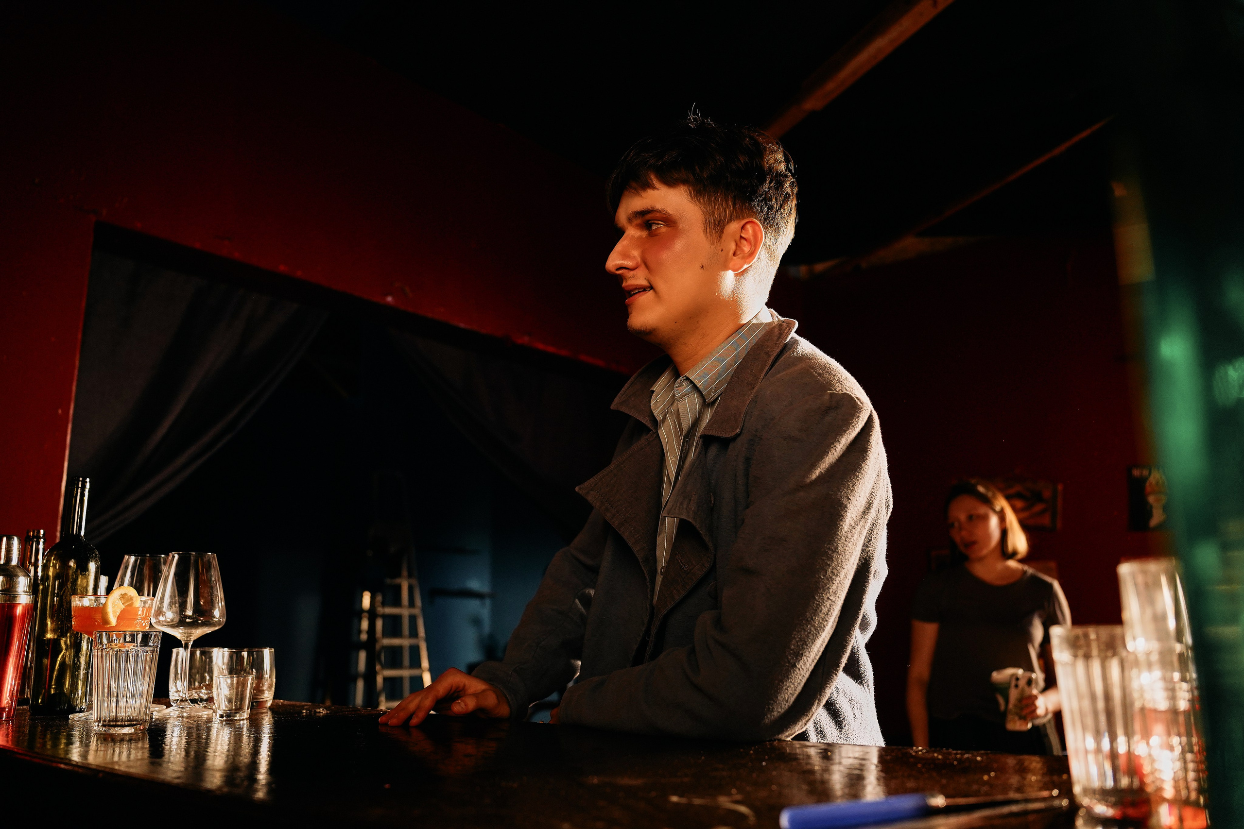 БЭКИ со съемок. Фотограф