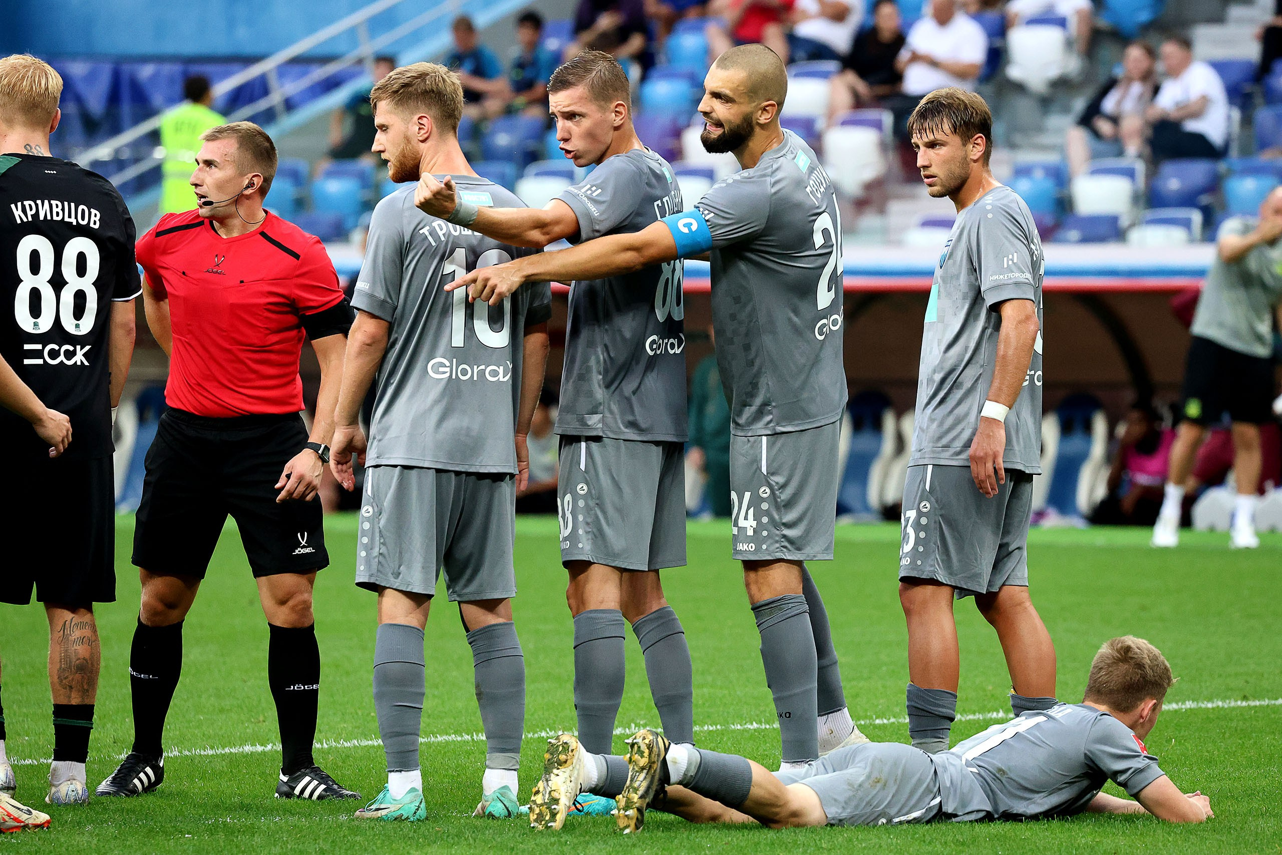 Photography of football matches, football, photojournalist, sports rep. Reportage photographer in Nizhny Novgorod and Moscow angelina Ilyichev