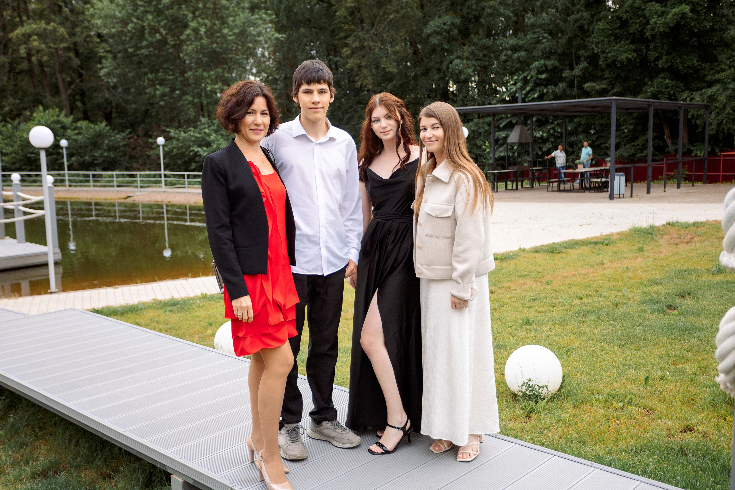 ВЫПУСКНОЙ: Волки-Липки. Все фото. Профессиональный фотограф в Ижевске Леша Петров