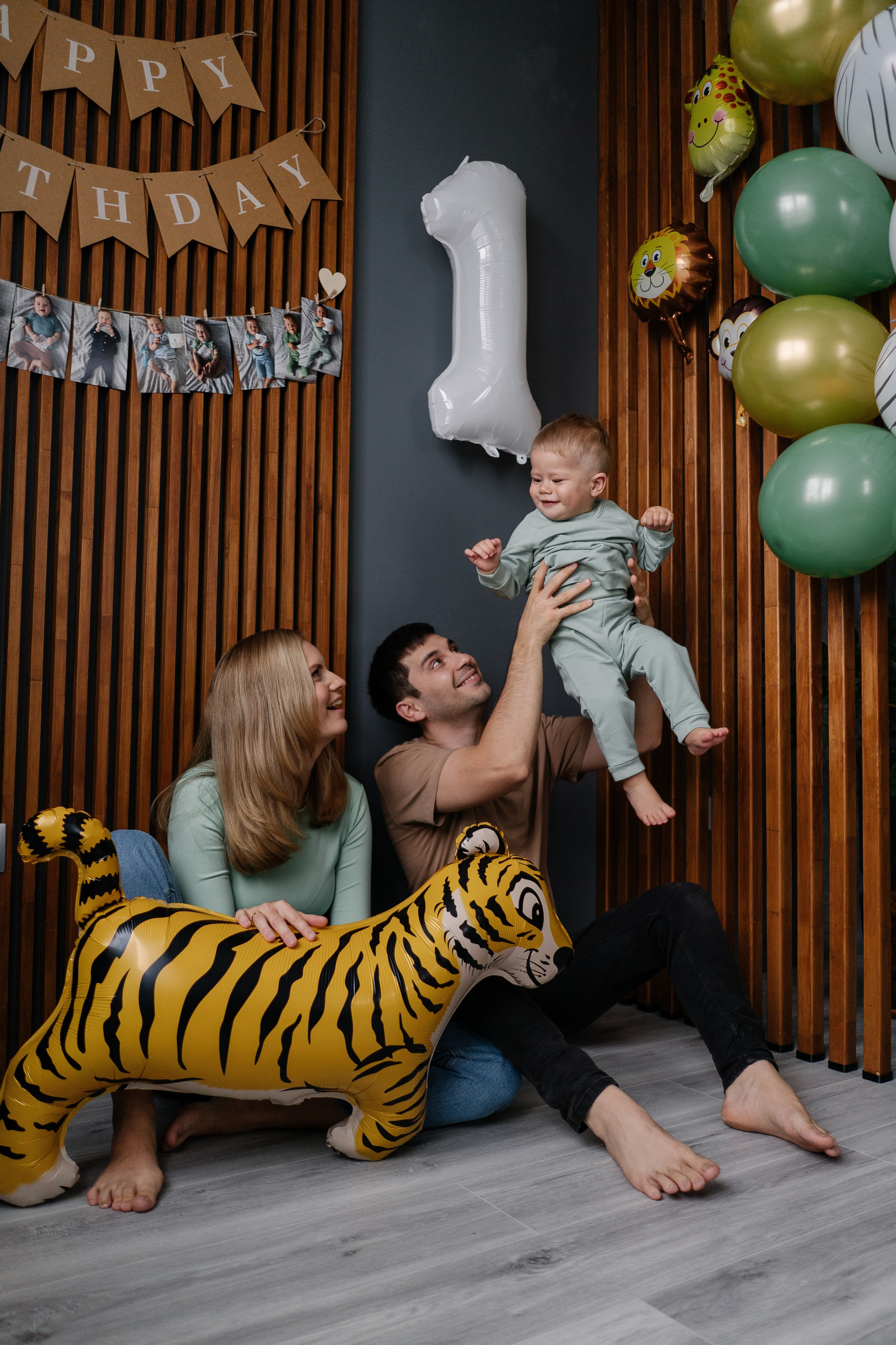Тимуру 1 годик. Семейный фотограф в Перми | Юлия Ожгибесова