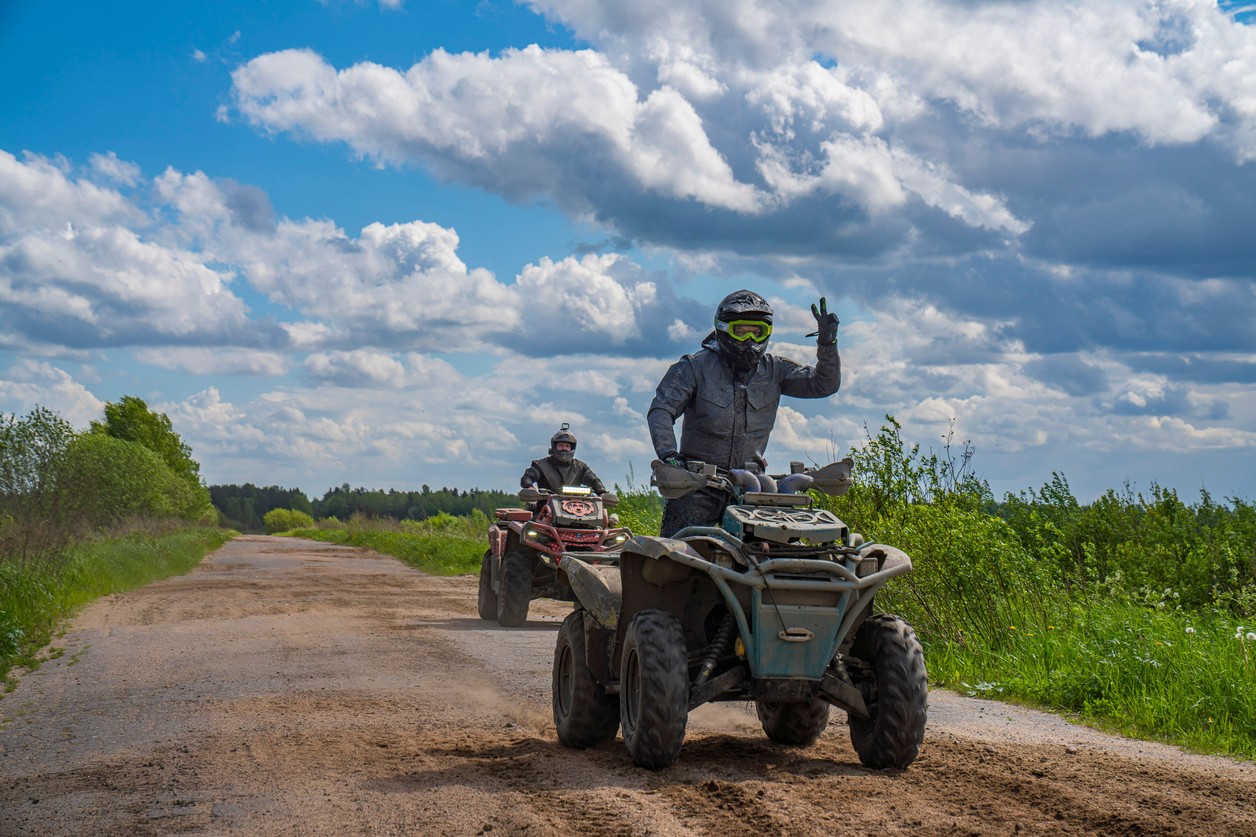 RazVolution. Графический дизайнер Илья Левченко