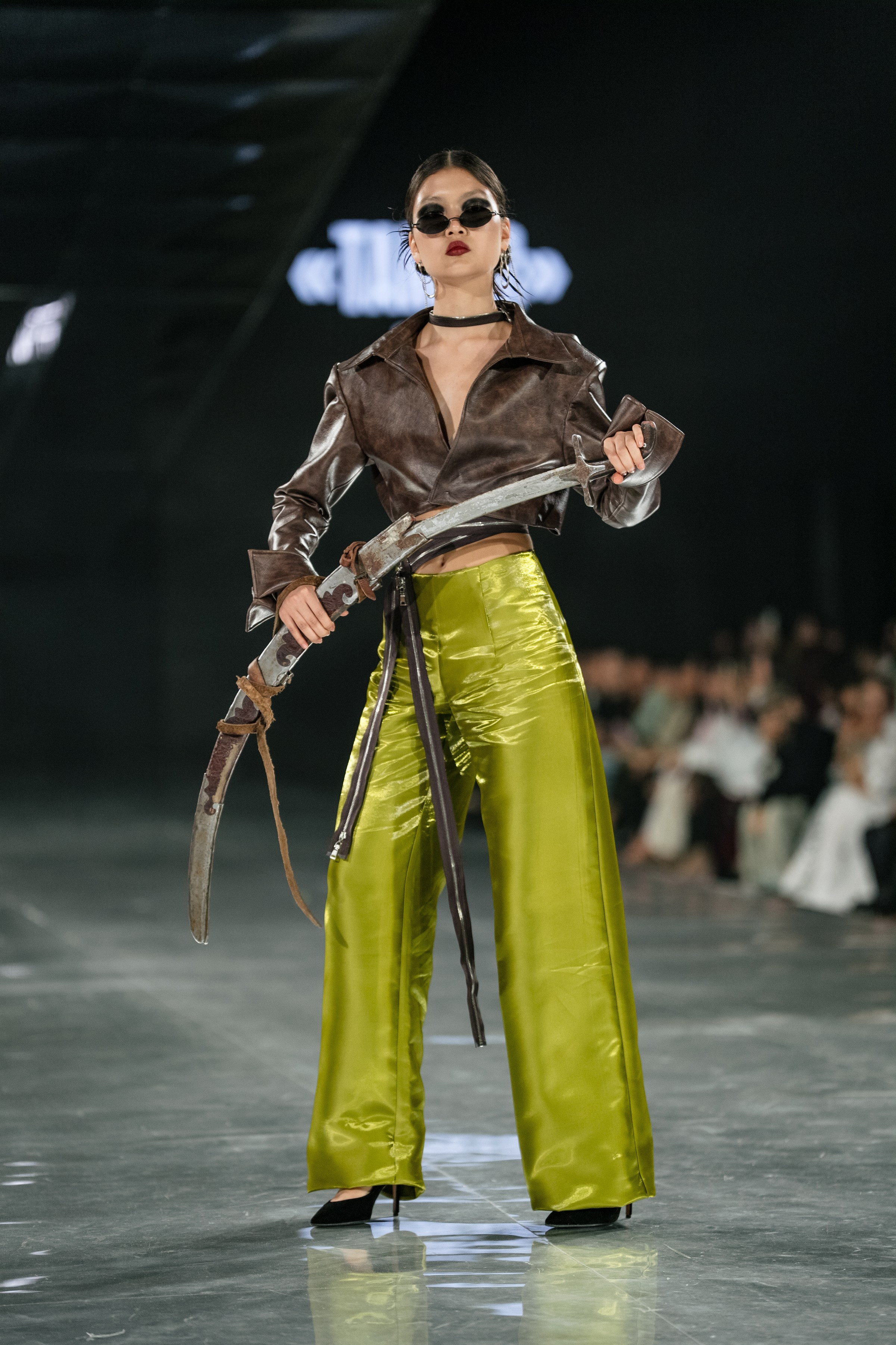 Visa Fashion Week SAKH. Сайт Алматинского НЮ АРТ, будуар и фэшн фотографа Дениса Карпенко