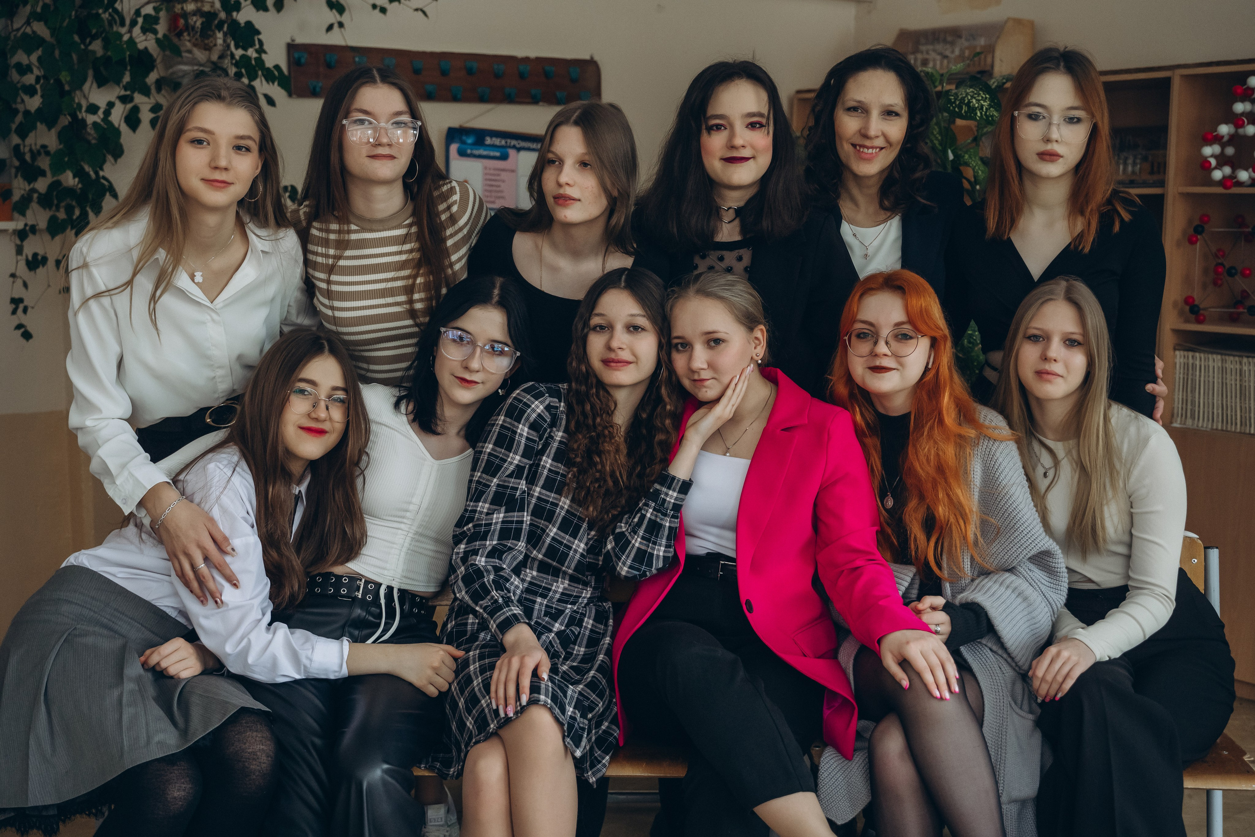 ВЫПУСКНИКИ 9 КЛАСС. МАРГАРИТА КУДРЯШОВА СВАДЕБНЫЙ И СЕМЕЙНЫЙ ФОТОГРАФ ТВЕРЬ МОСКВА