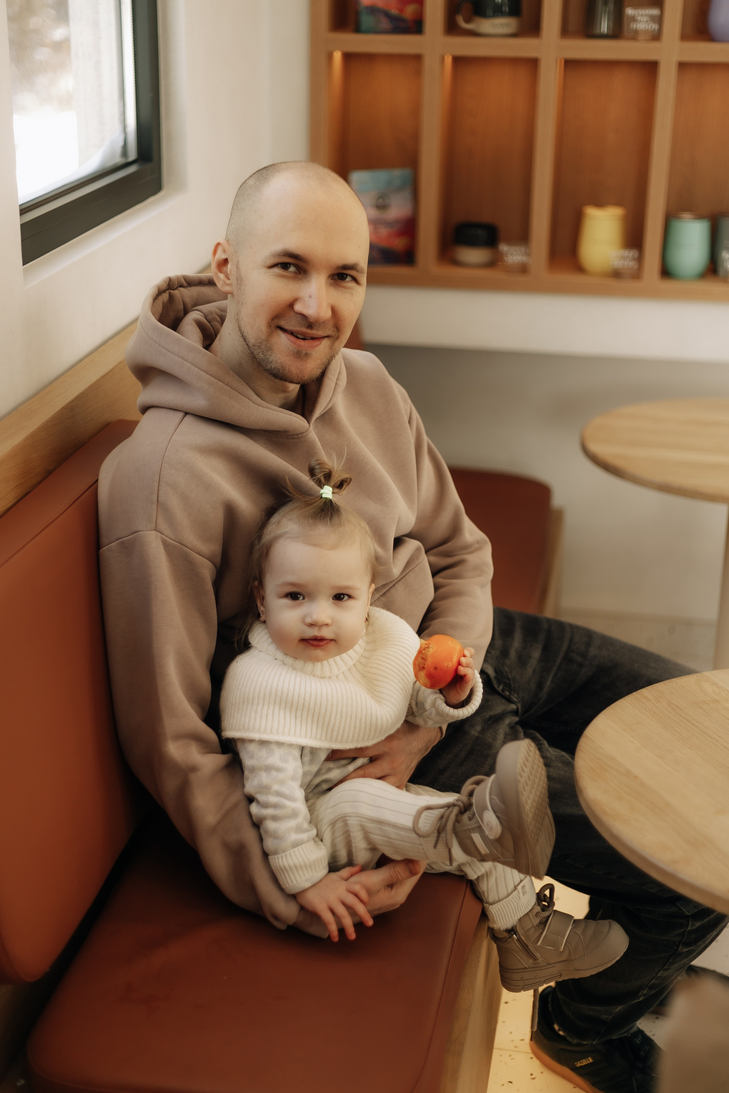 Евгений, Александра и Василиса в лесу. Фотограф в Крыму | Виктория Нотевская