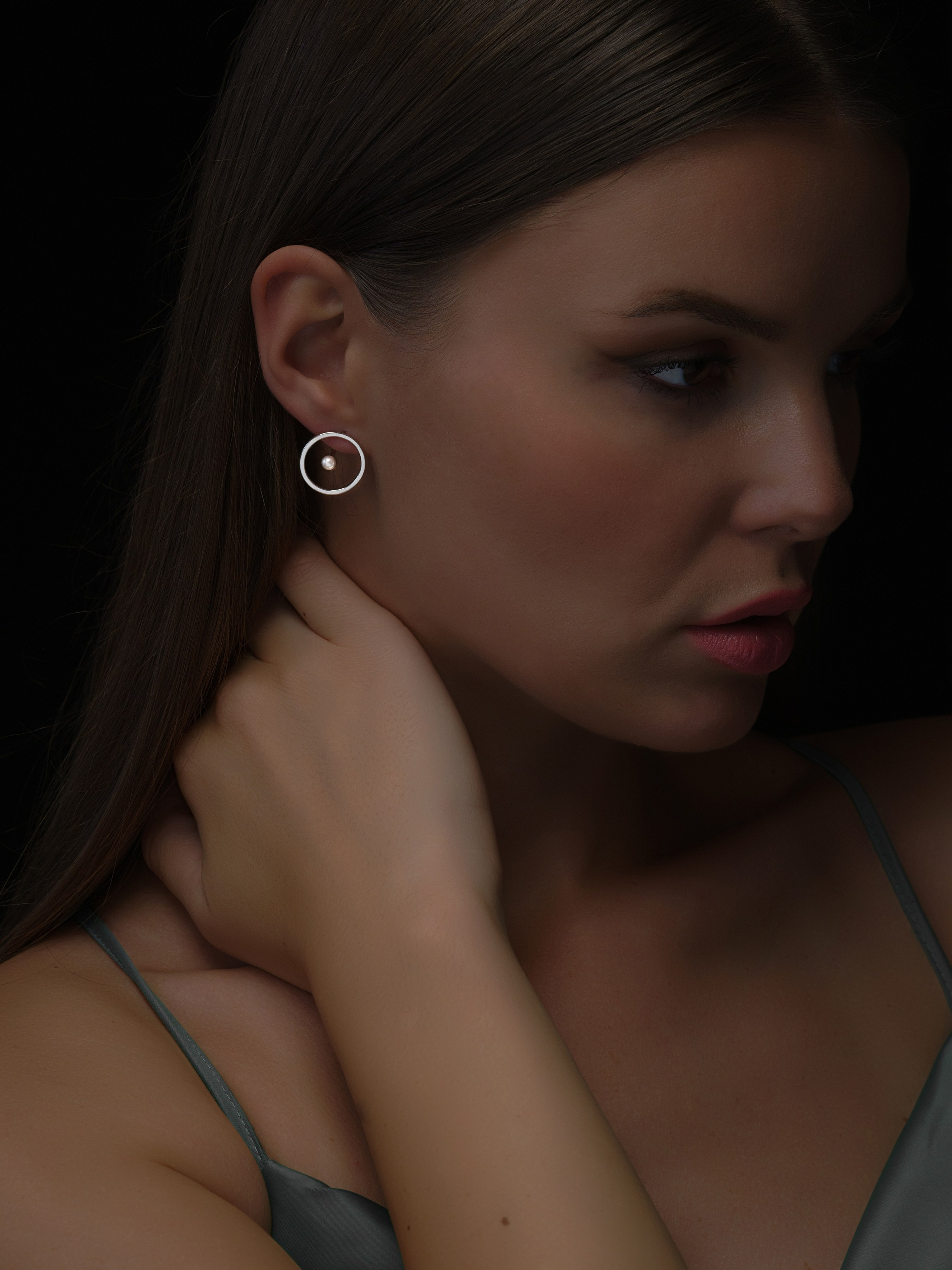 Украшения и бижутерия. KED Production — продакшн из СПб. Создаём фото, видео и контент, который помогает брендам и селлерам продавать больше