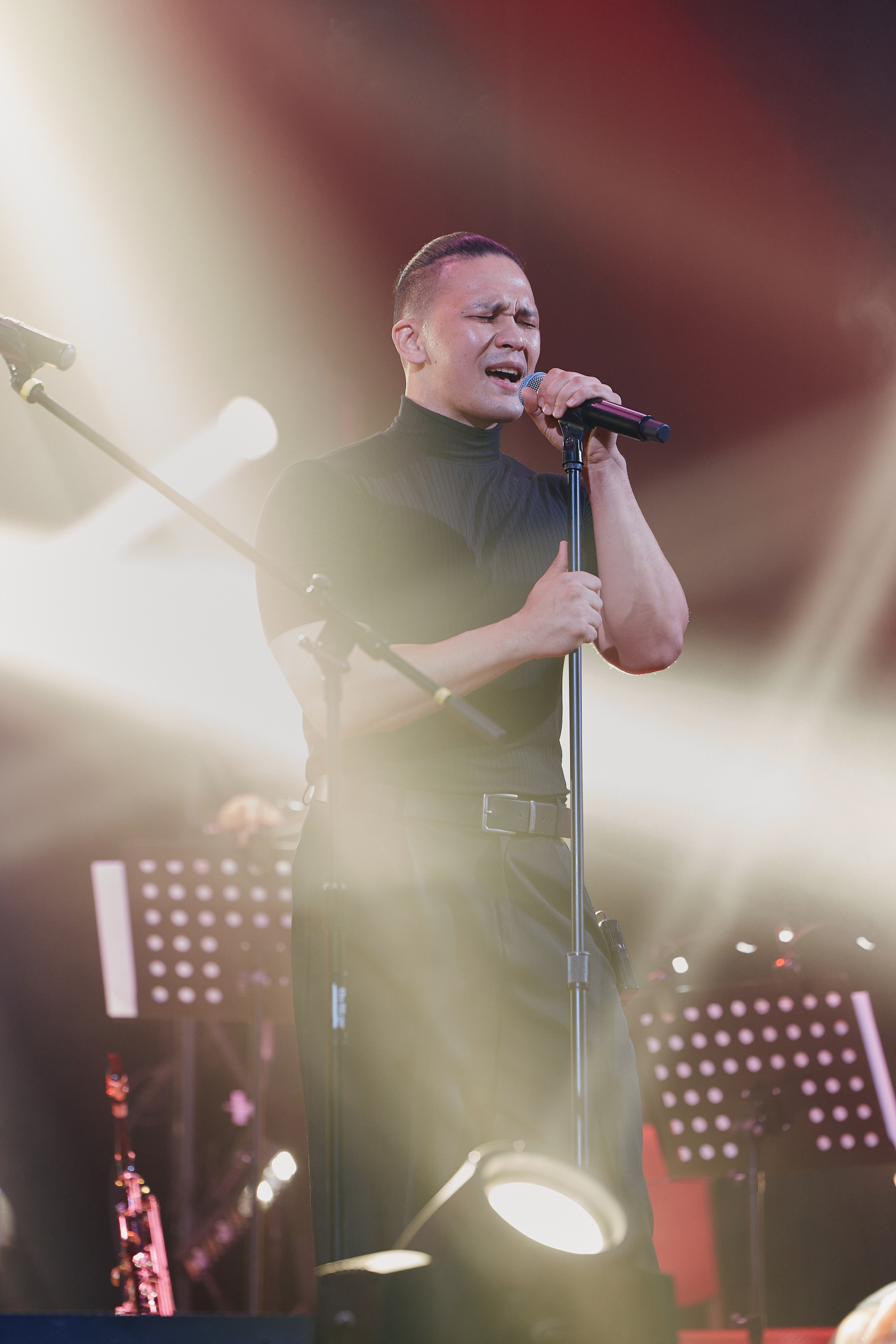 Симфо-Рок-Шоу в ДКЖД 05.06. Свадебный репортажный фотограф краснодар максим дремов дрёмов фотосессия студия цена