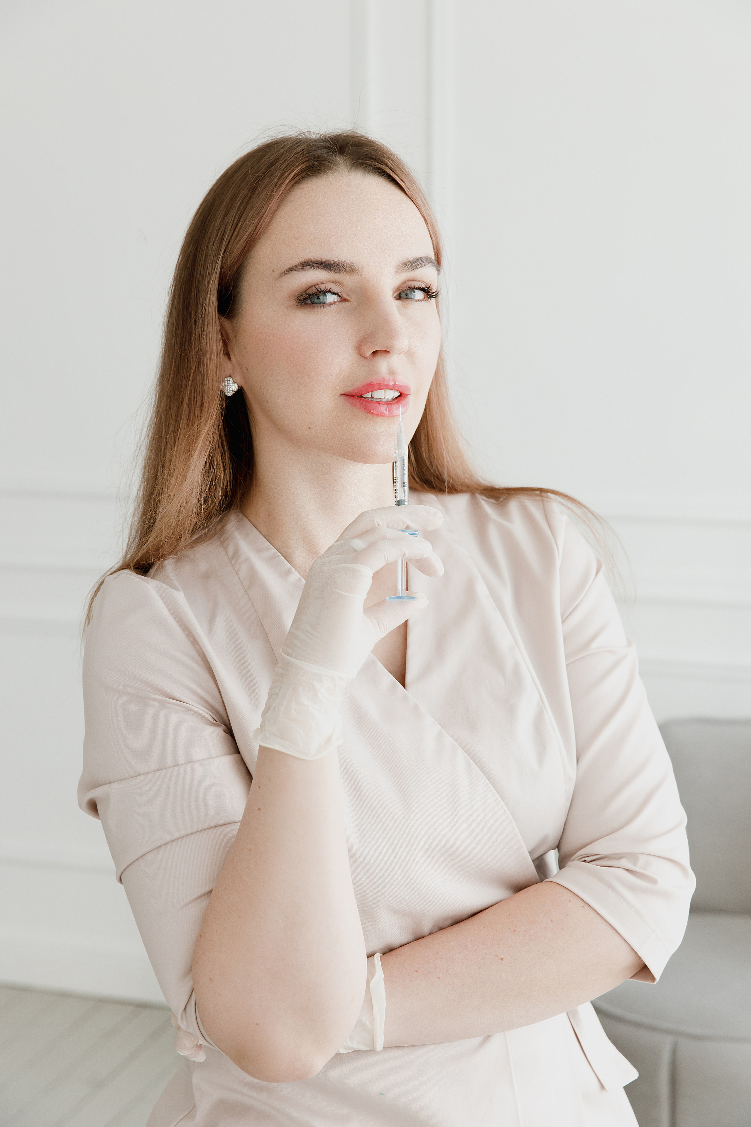 Косметолог Dr.Young. Свадебный и семейный фотограф  во Владивостоке Ольга Украинец