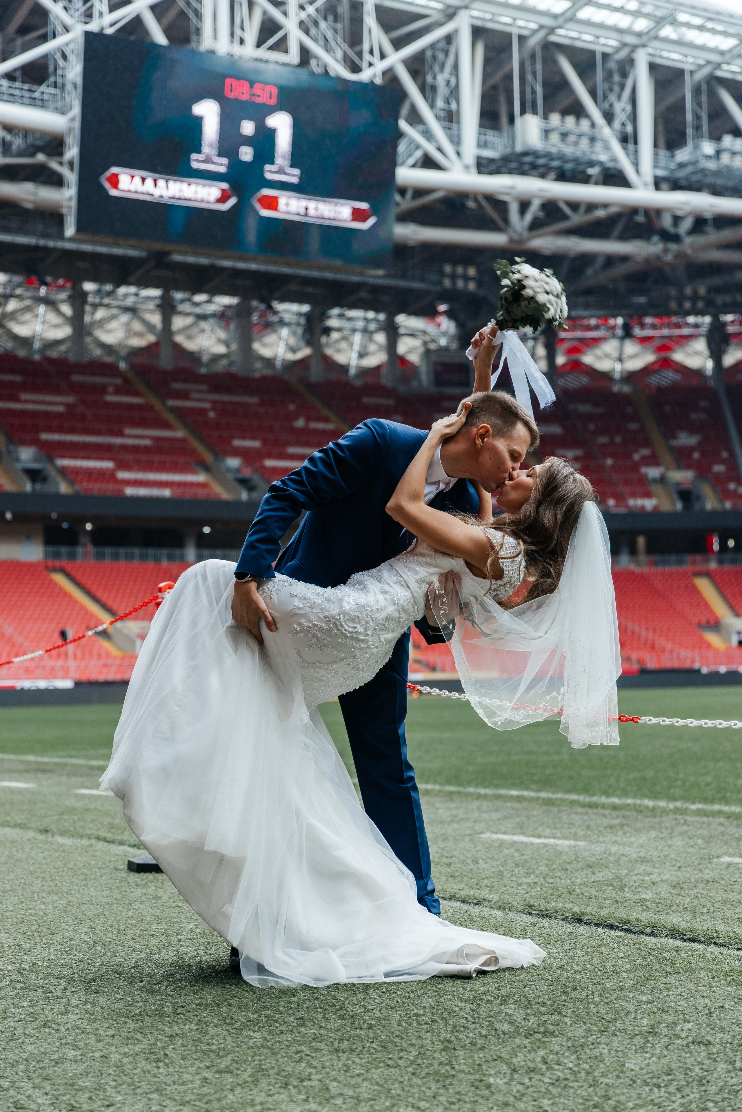 Евгения и Владимир| Библиотека им. Пушкина| Лукойл Арена. Фотограф Москва Шептаев Артём