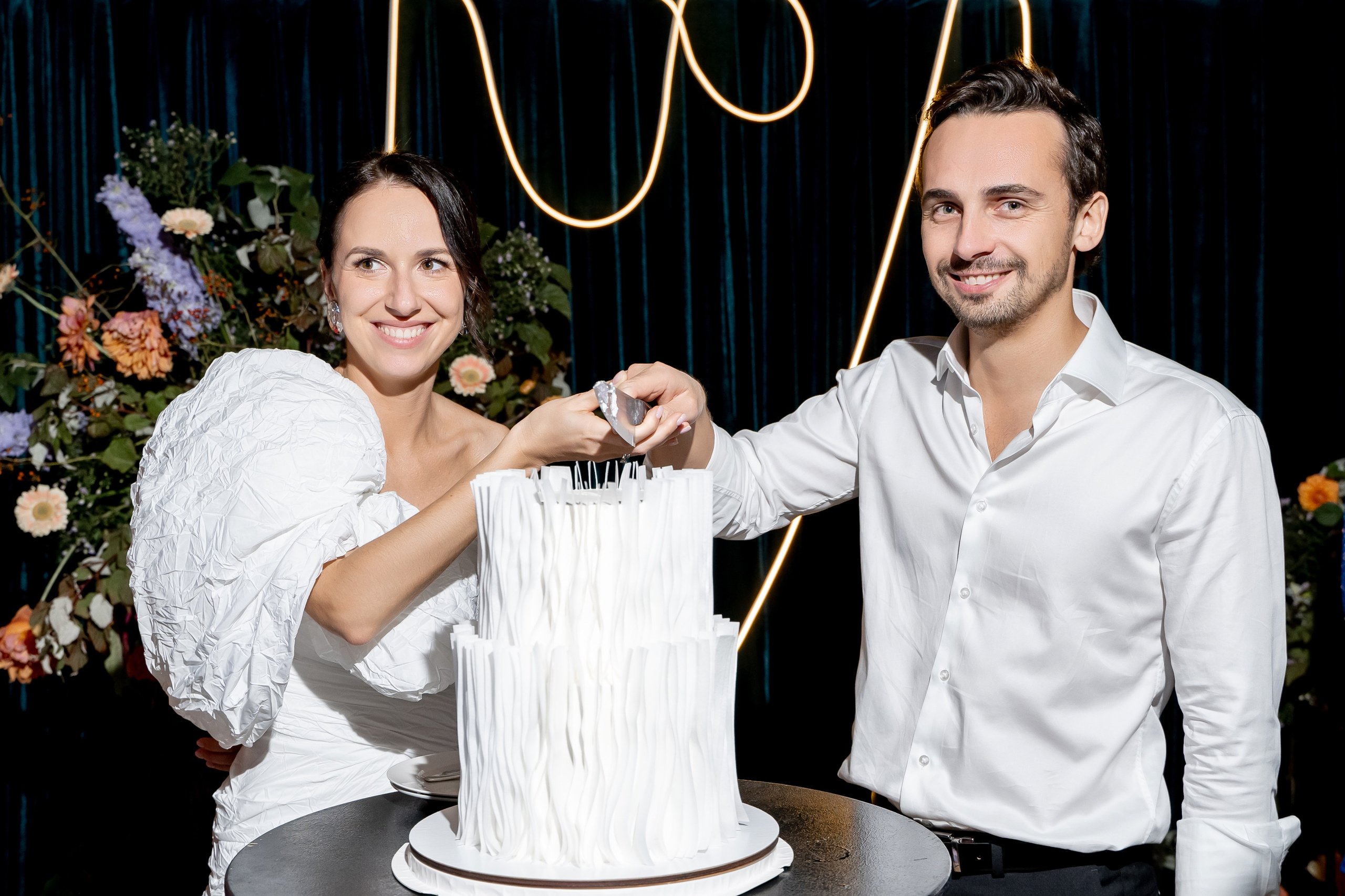 Репортаж мероприятия, репортажная съемка в Москве и Московской области, фотограф на мероприятие, фотосъемка юбилея, репортаж свадьбы, event, фотосессия на фотозоне, фотограф на юбилей, фотограф на день рождения, репортажный фотограф, съемка мероприятия, съемка на фотозоне, фотограф на корпоратив, фотограф на свадьбу, фотограф на детский праздник, фотограф на выпускной. Свадебный репортаж в лофте.