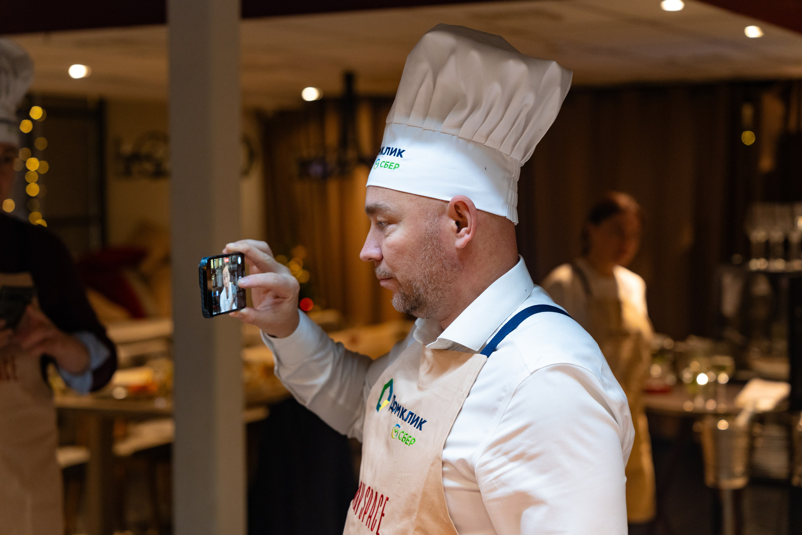 NOVIKOV SCHOOL — Умами зал. Фотограф Никита Комаров