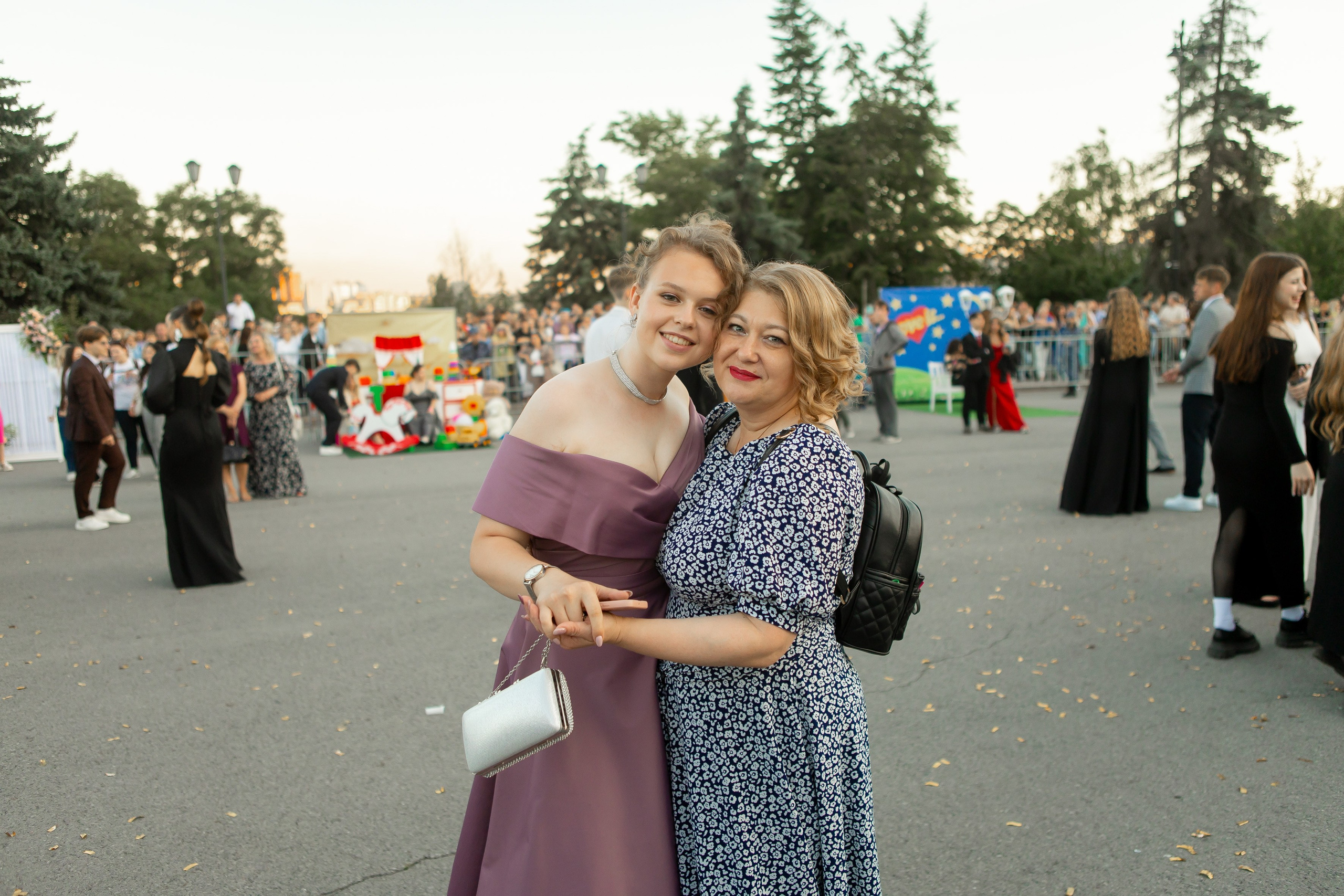 Выпускной Гимназия 12 2024 г. Свадебный и портретный Фотограф в Липецке Дмитрий Котюков