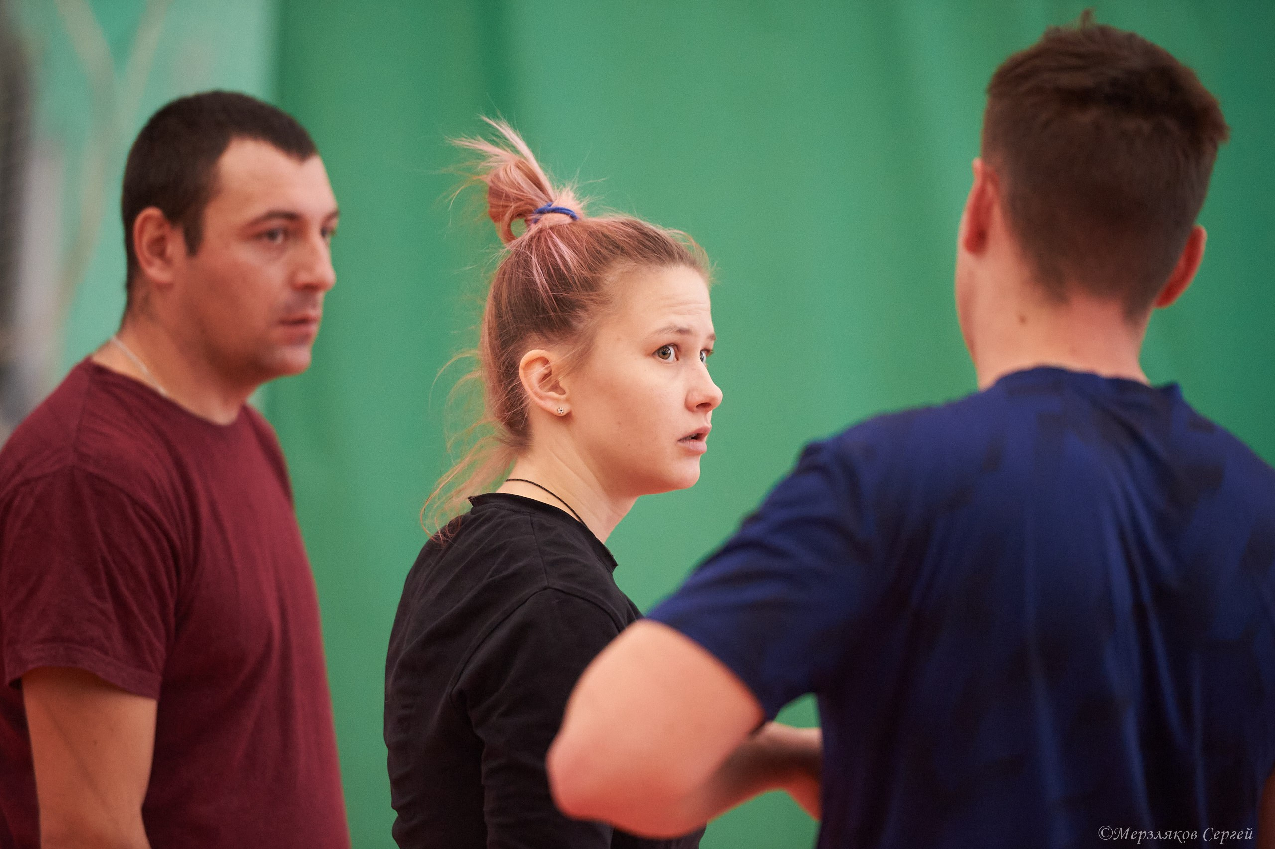 Новогодний волейбольный турнир. Ижевск. 16.12.23. Спортивный репортажный фотограф в Ижевске Сергей Мерзляков