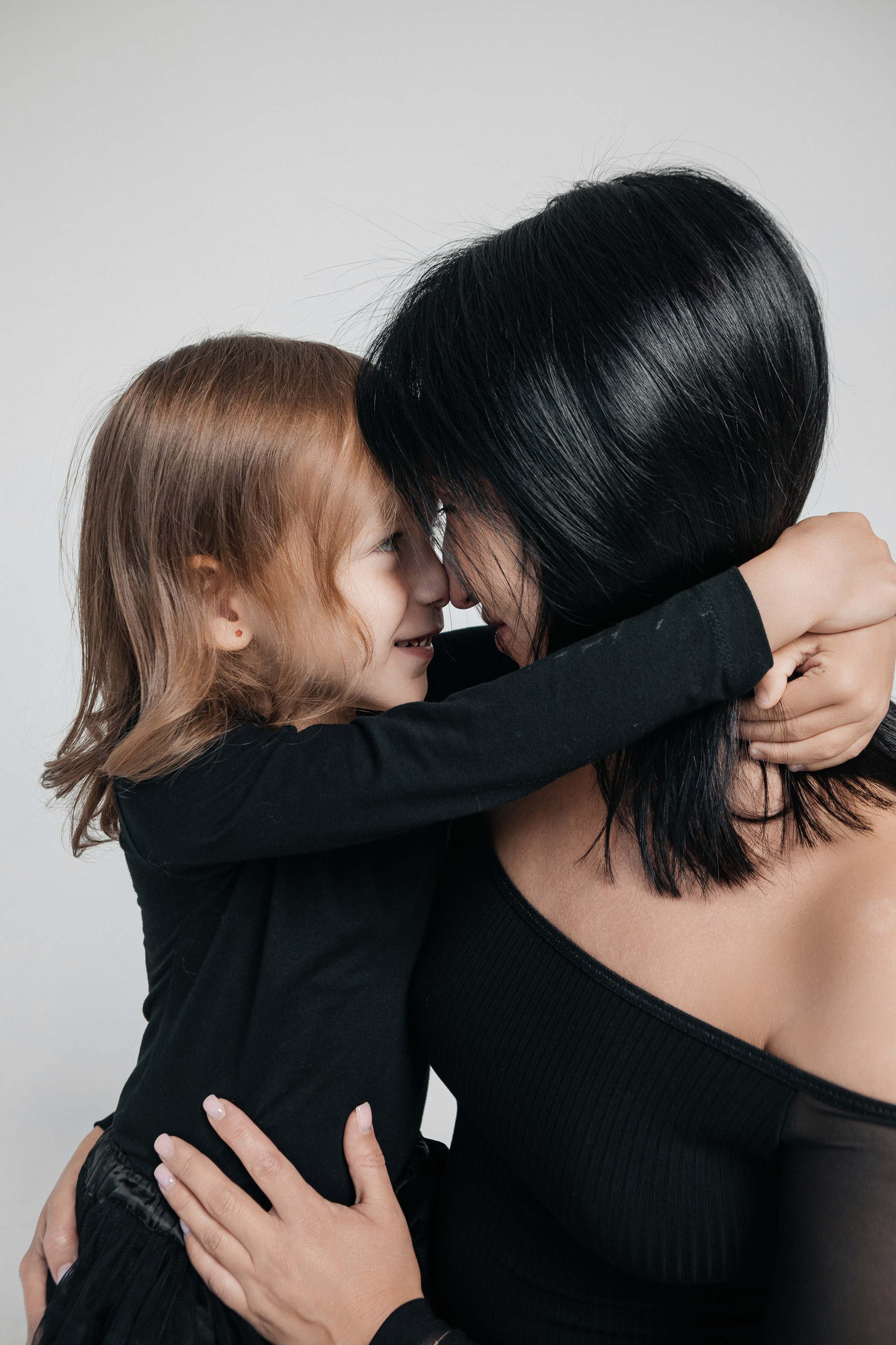 Семейная фотосессия в фотостудии. Свадебный и семейный фотограф Ибрагимова Мария из Екатеринбурга