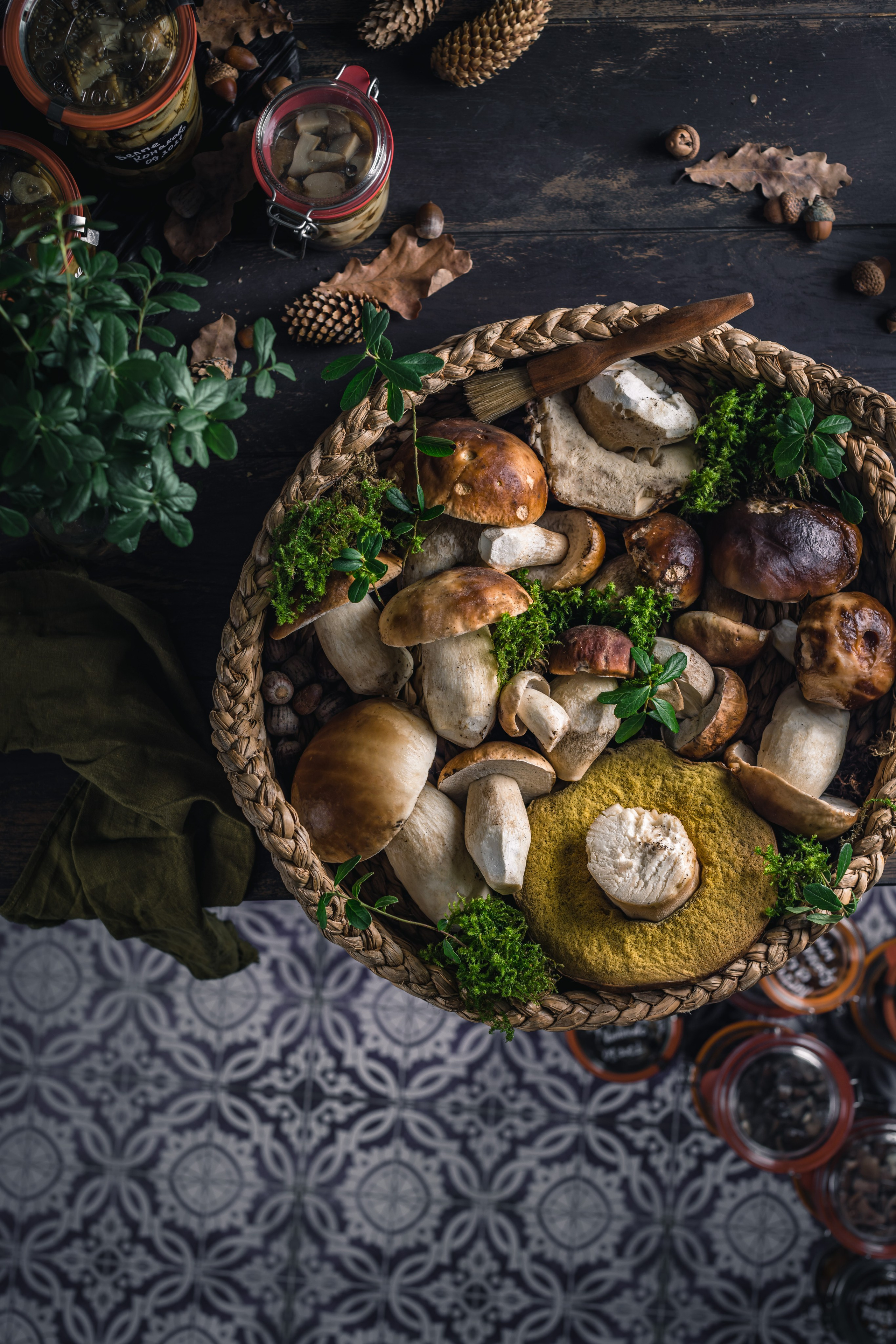 Белые грибы заготовки. Foodie Stories (гастрономические истории) рекламная фуд-фотосъёмка, Москва