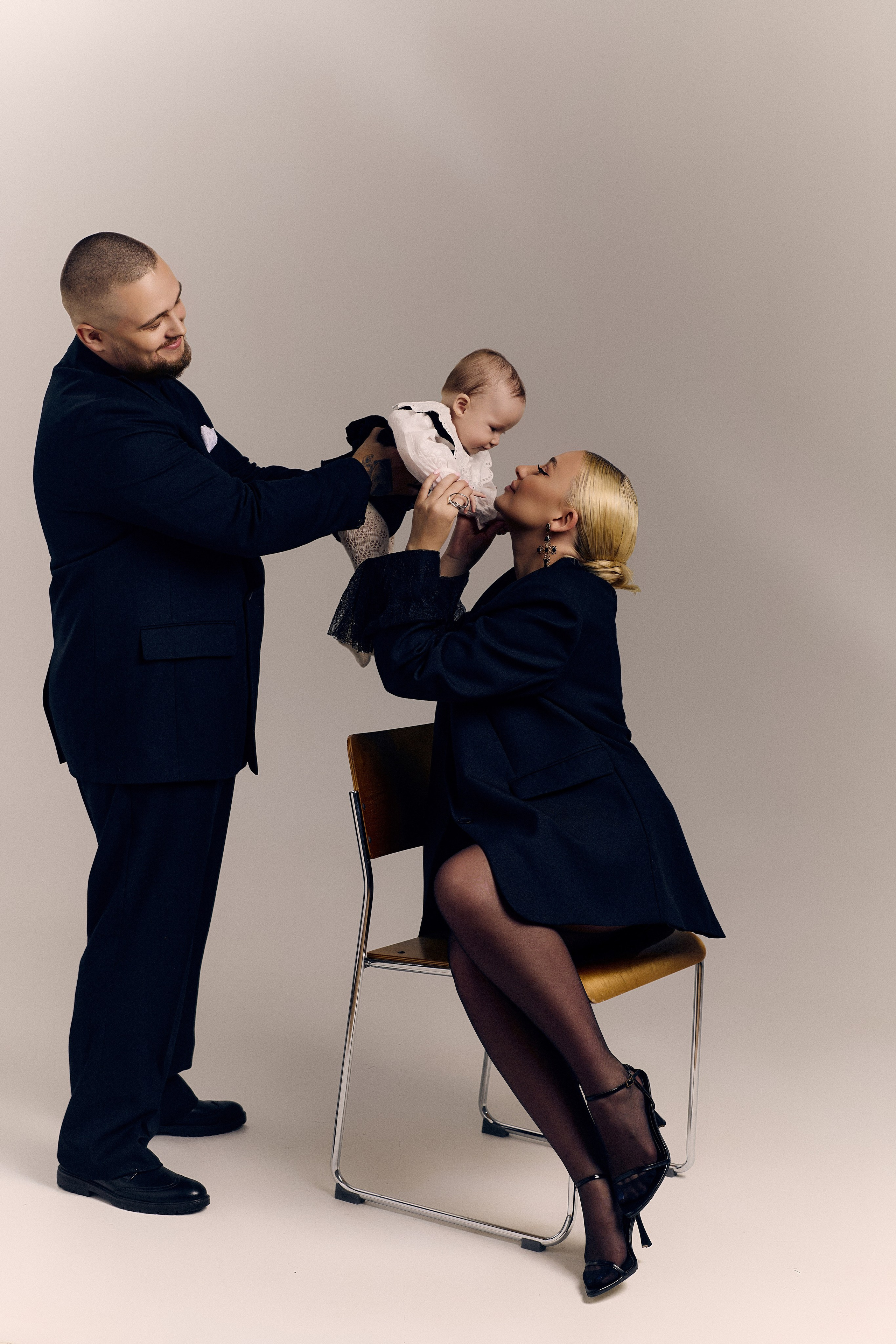 ANASTASIA & ANDREY & AVRORA. Ася Солопова, фотограф Тюмень