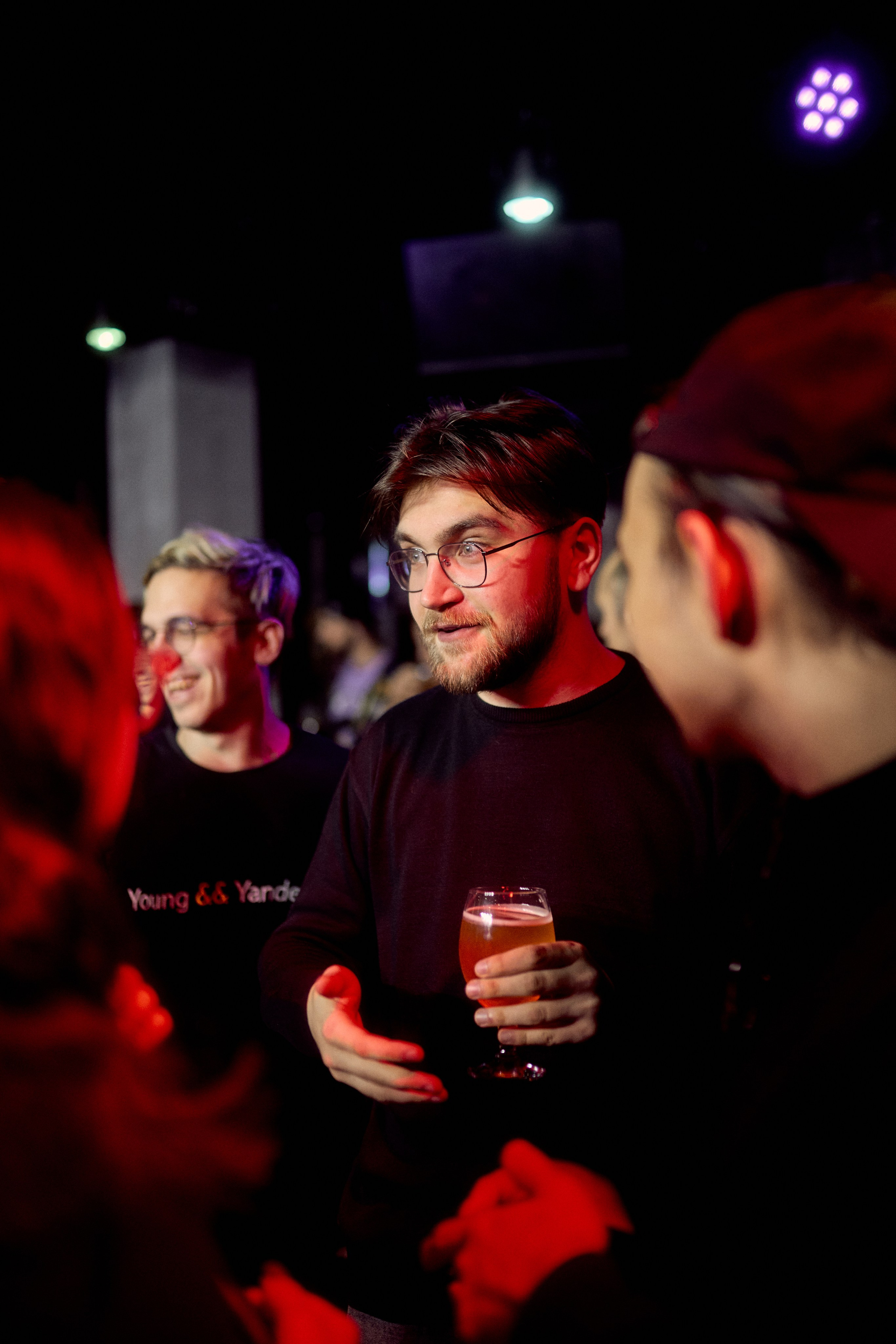 Площадка «Больше чем Баттл». Портретный фотограф в Калуге Арсений Борода