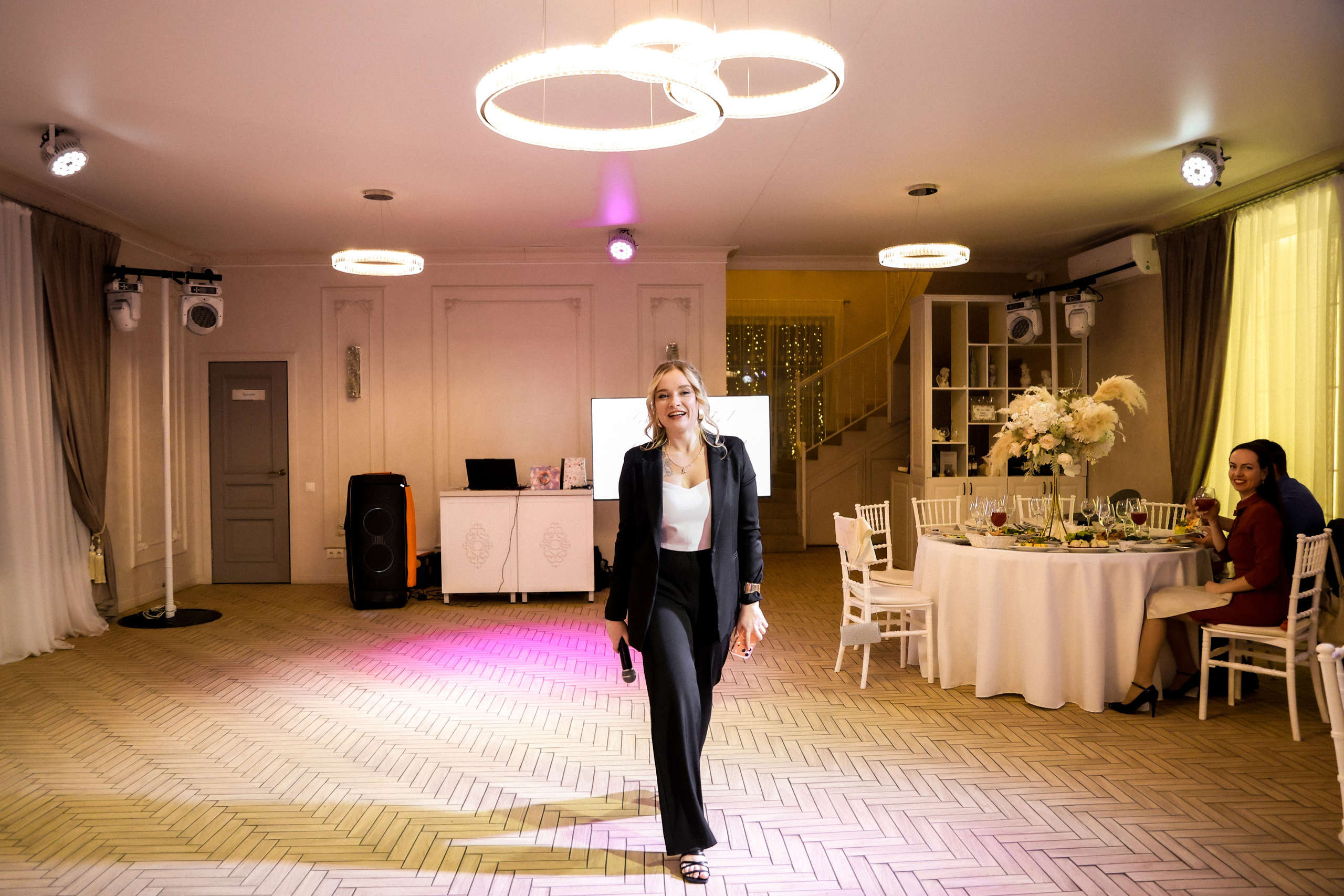 Елизавета. The EVL gallery