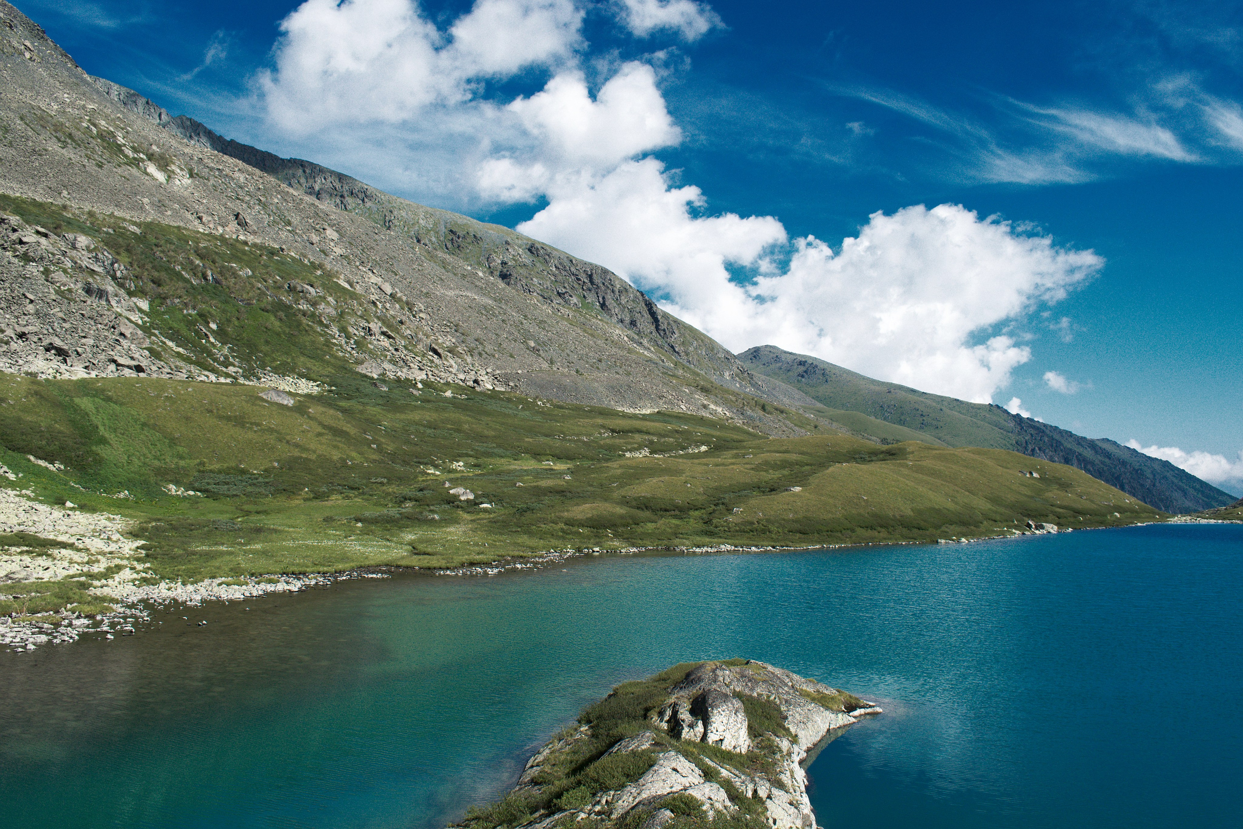Озеро Акчан горный Алтай Пейзажная авторская фотография