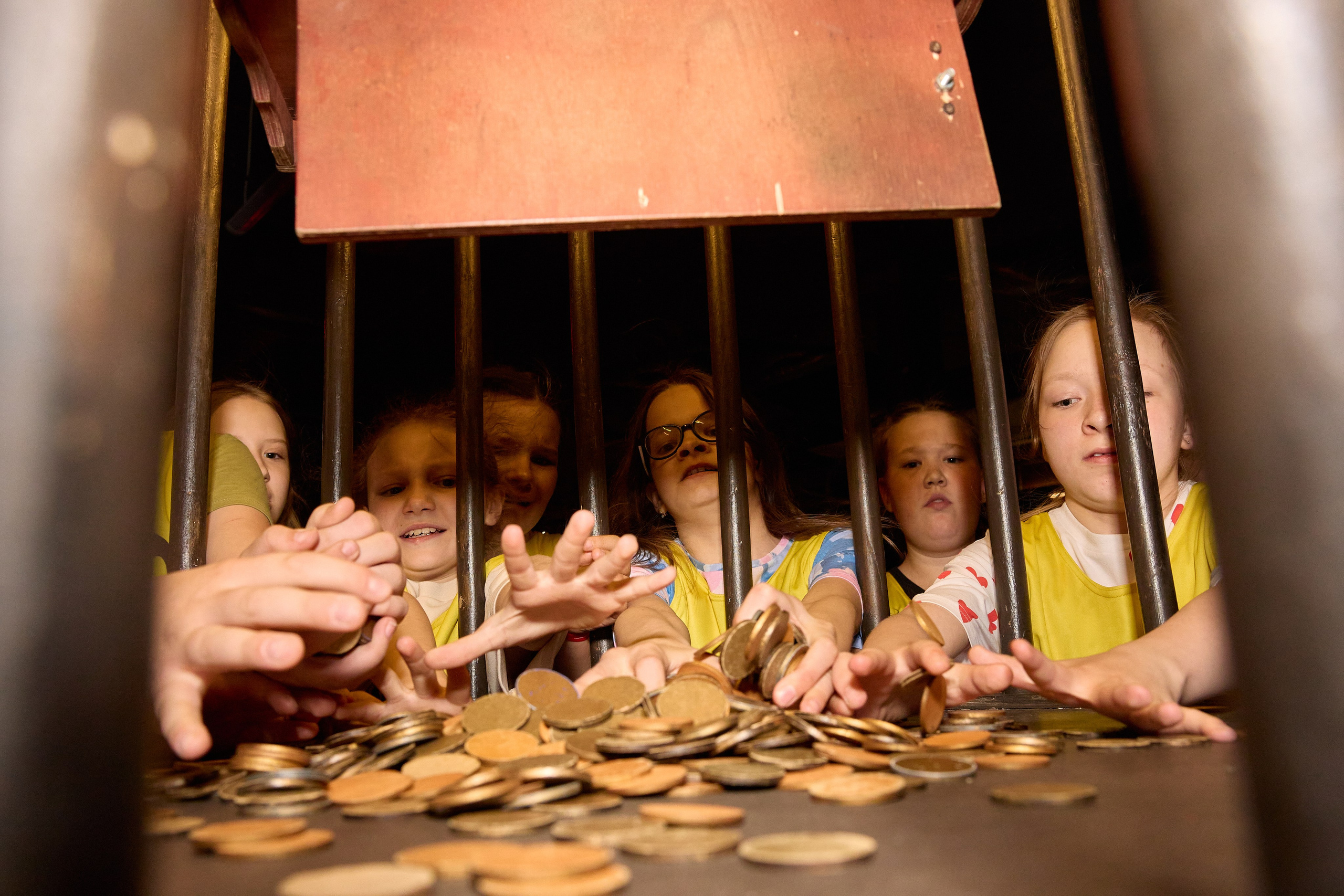 Фотосъёмка квестов и квест-шоу. Предметный и репортажный фотограф Алексей Кротов