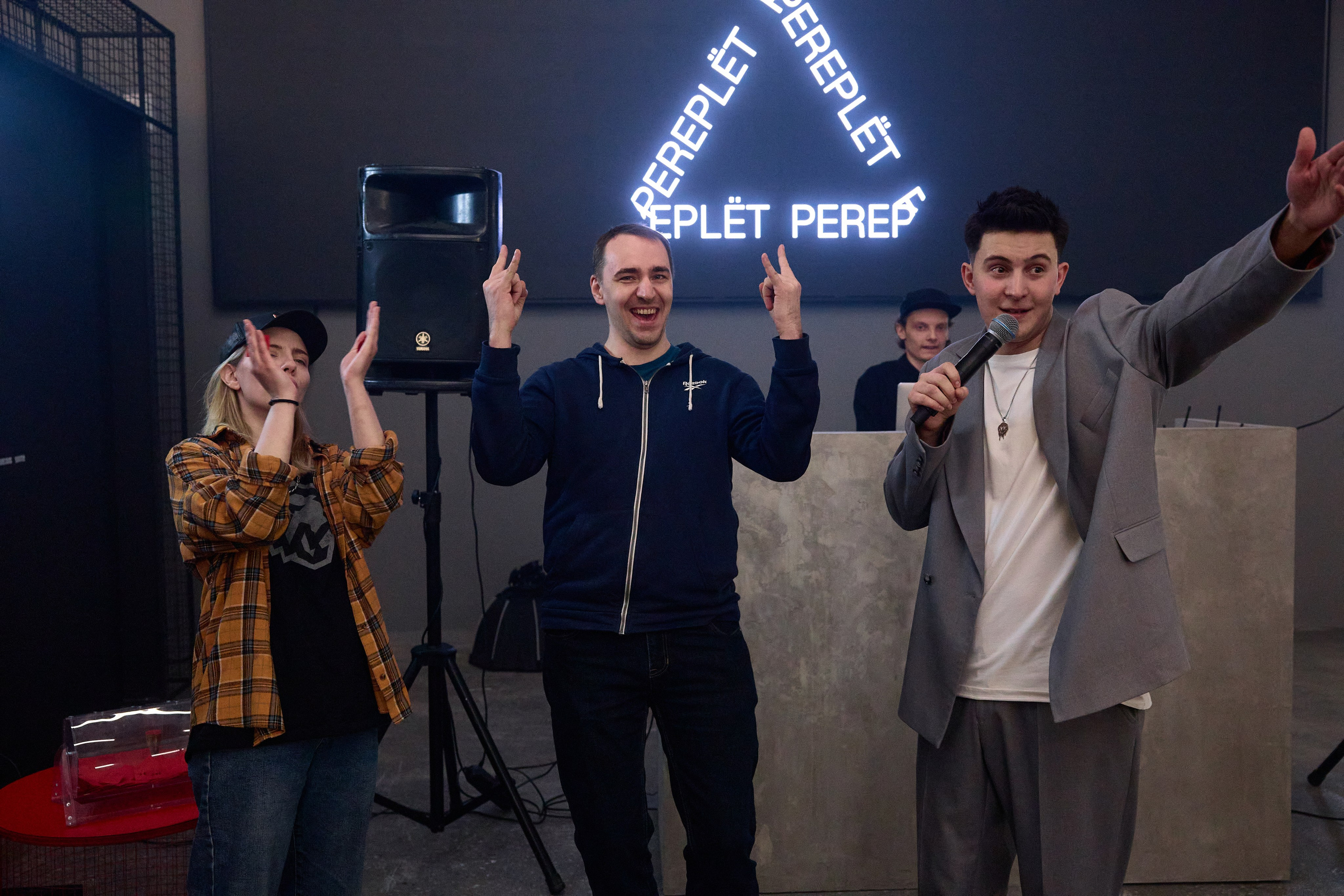 Открытие лаунж-кафе Pereplёt. 18+. Предметный и репортажный фотограф Алексей Кротов