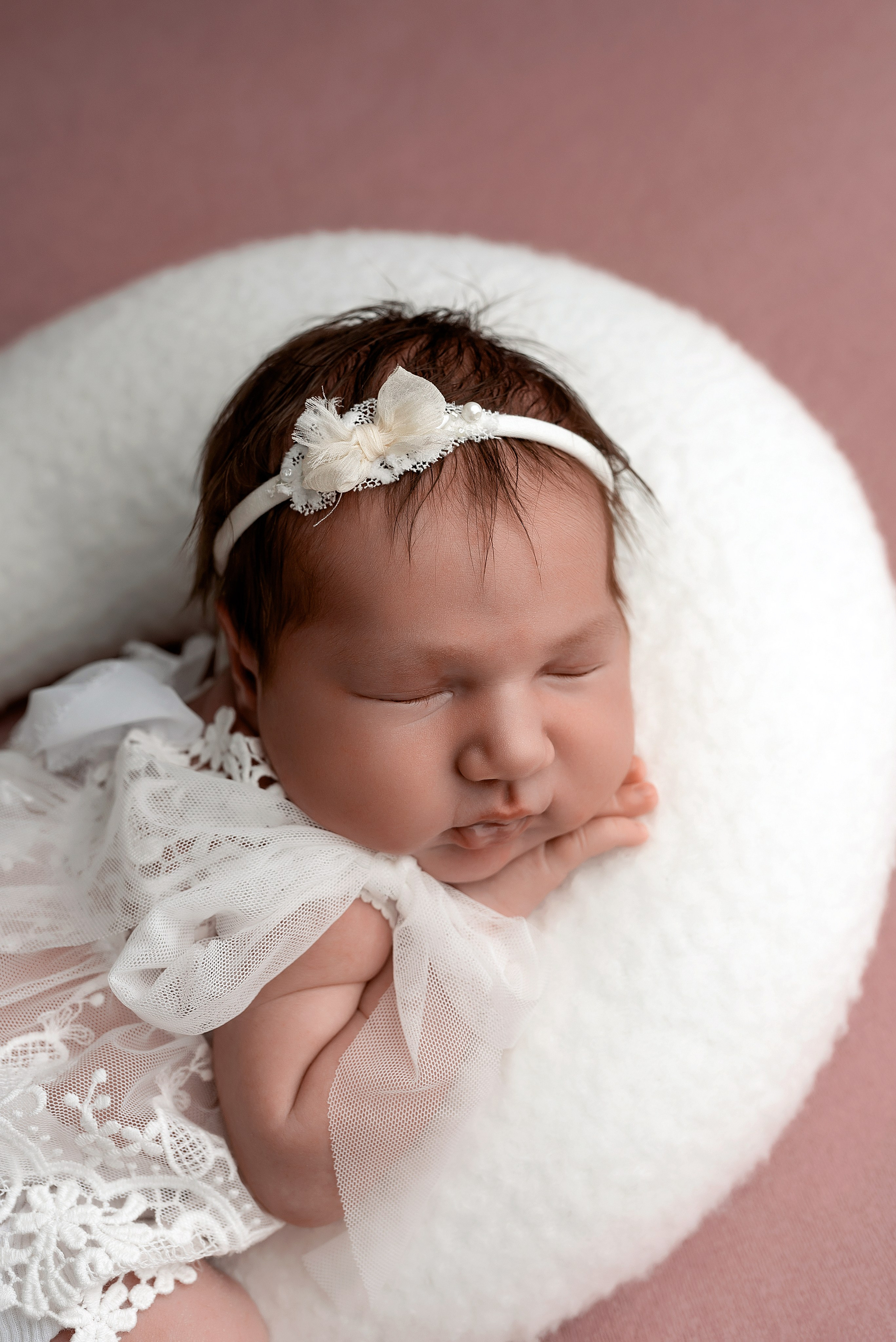 Новорождённые девочки. Детский фотограф новорождённых в Минске Боровик Екатерина