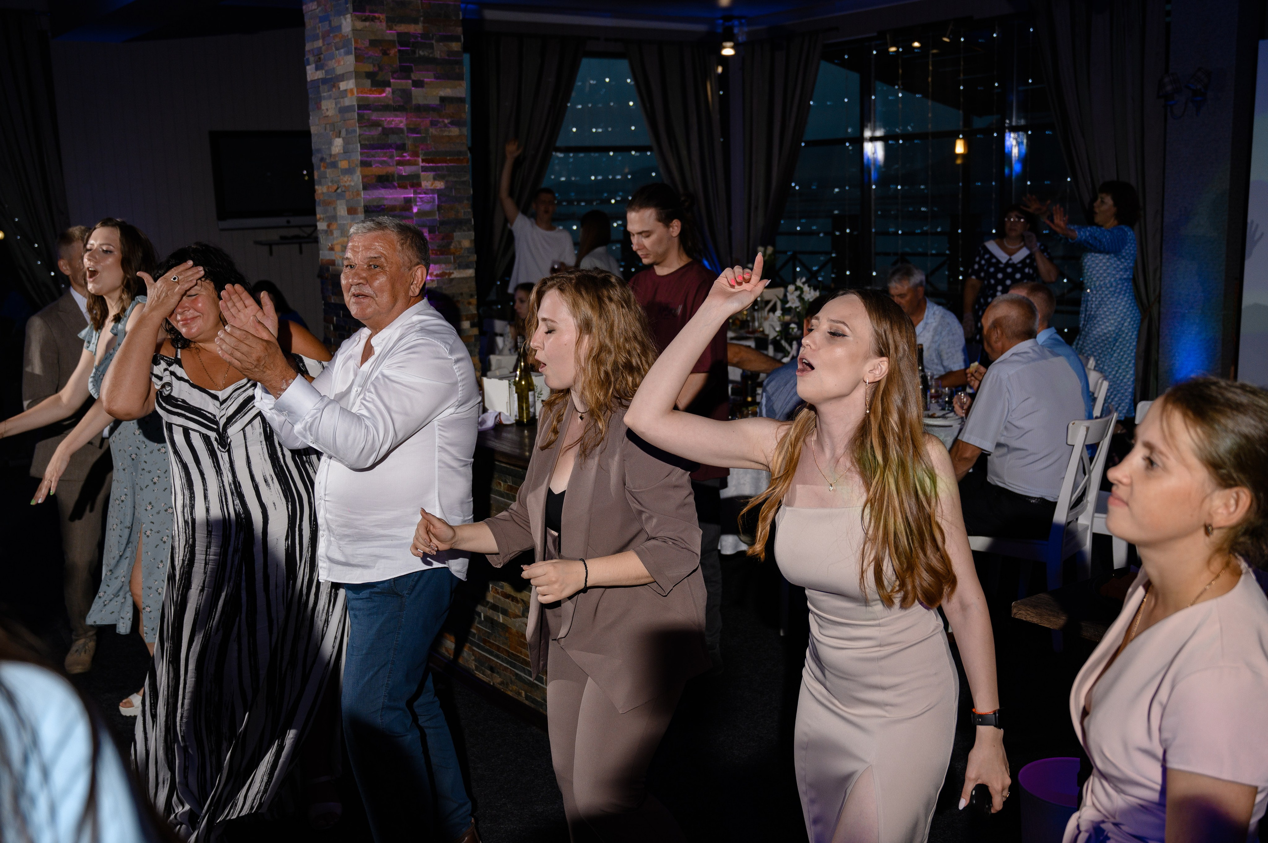 Данил и Елизавета. Свадебный и Семейный фотограф в Абакане, Красноярске