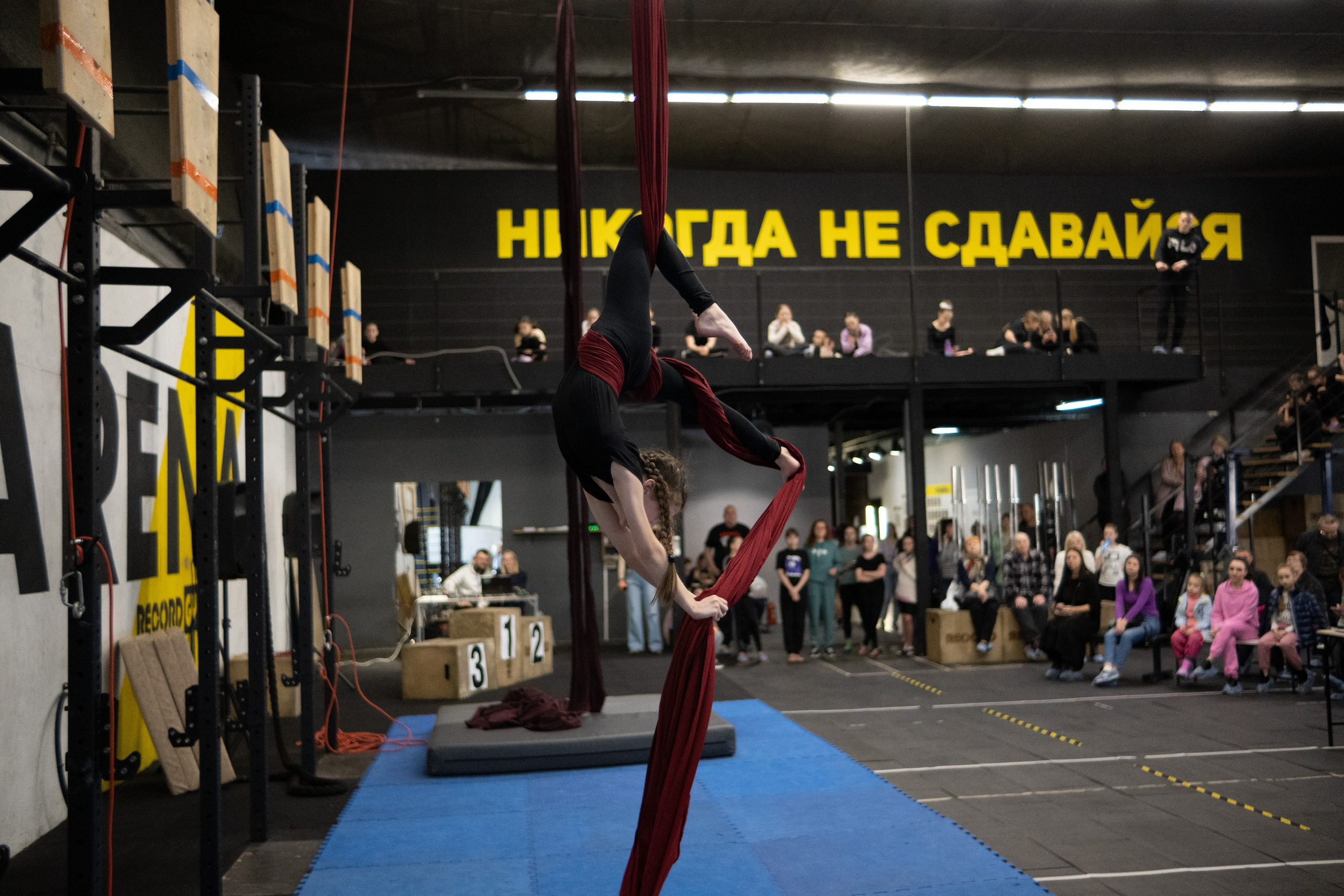 Внутриклубные соревнования по воздушной гимнастике 02.04.23