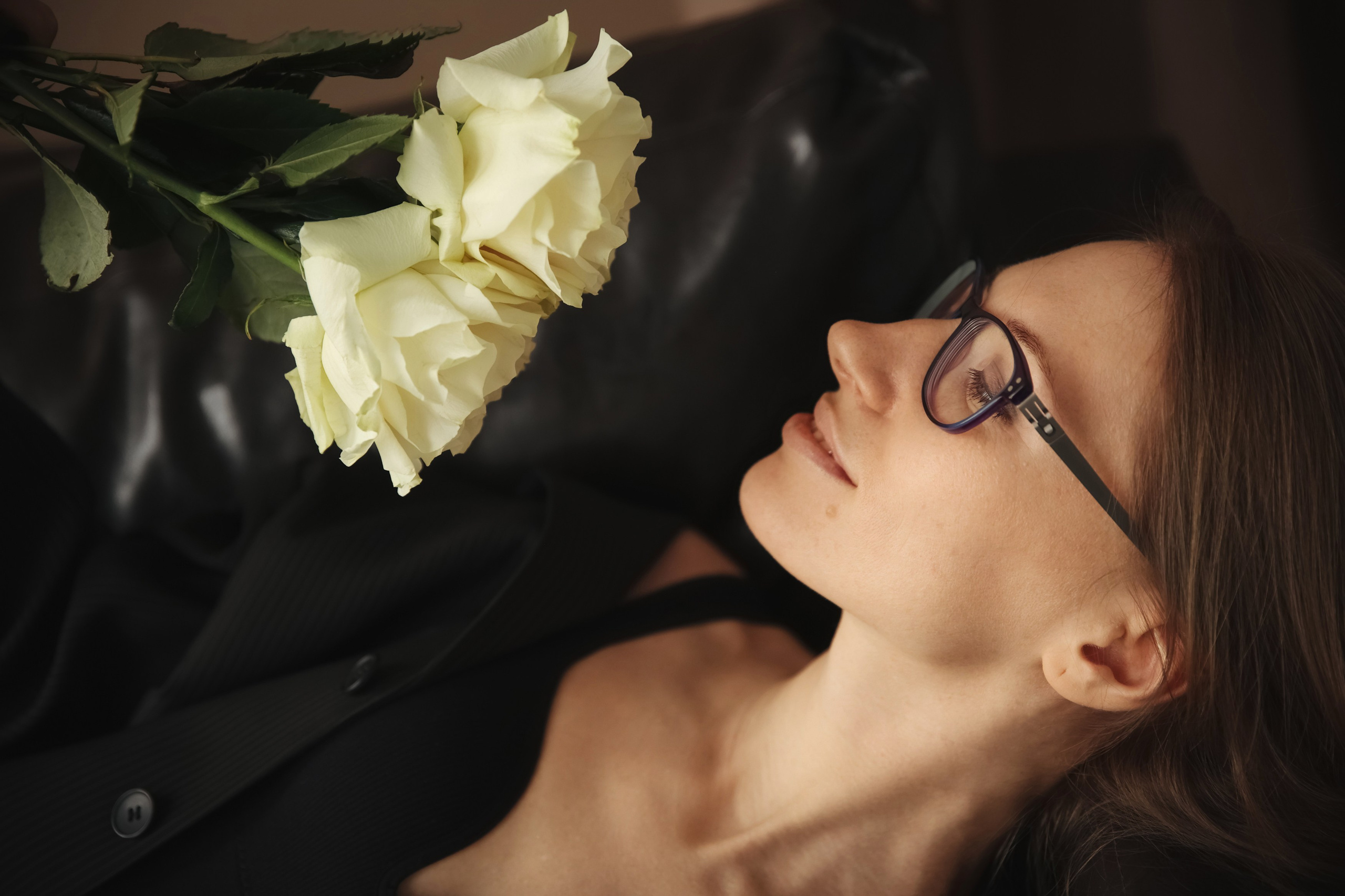 Индивидуальная фотосессия для девушки Женская фотосессия в студии. Фотограф Владимир Москва