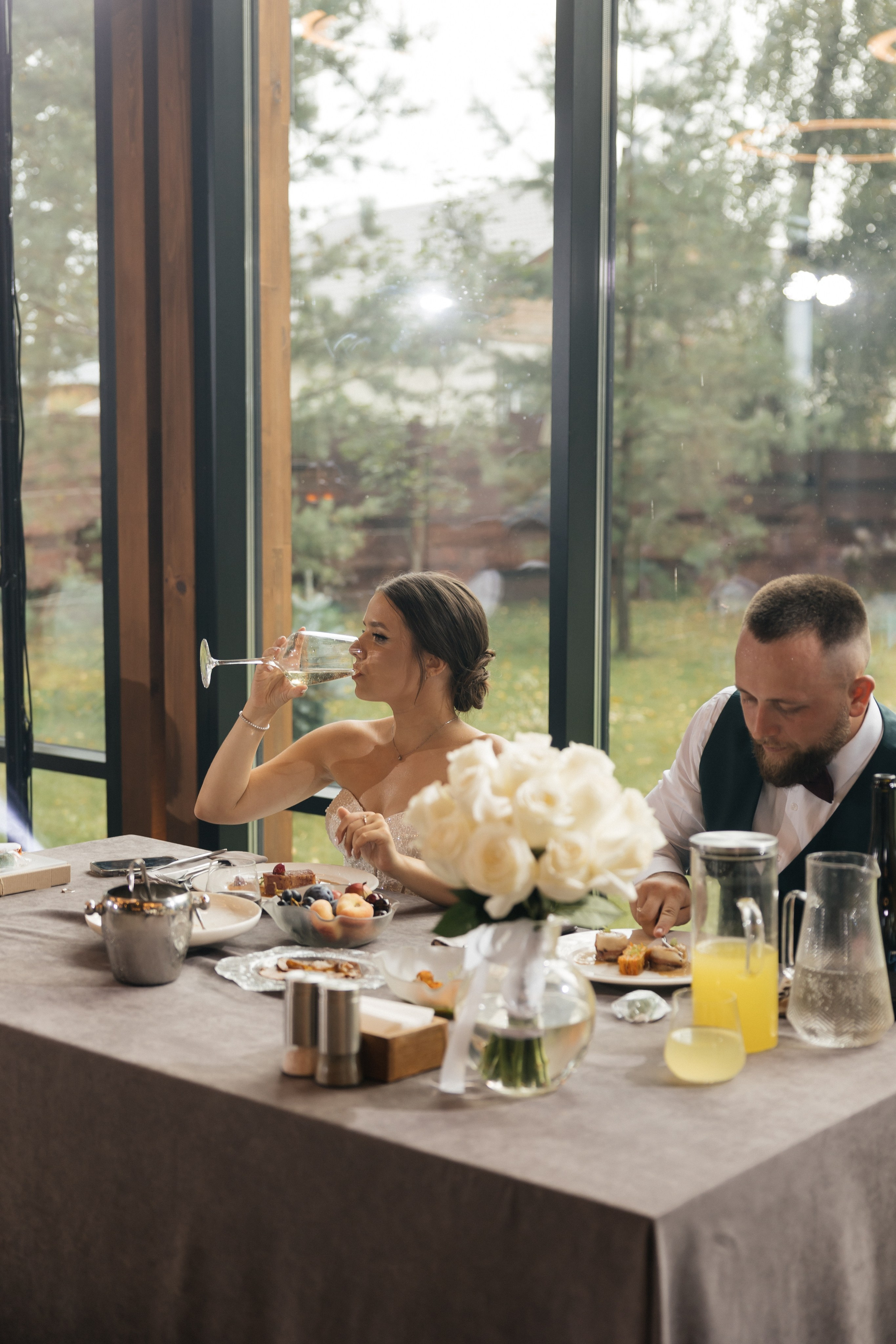 Свадебная история. Лесной Виладж. Свадебный и семейный фотограф Рассказова Виктория