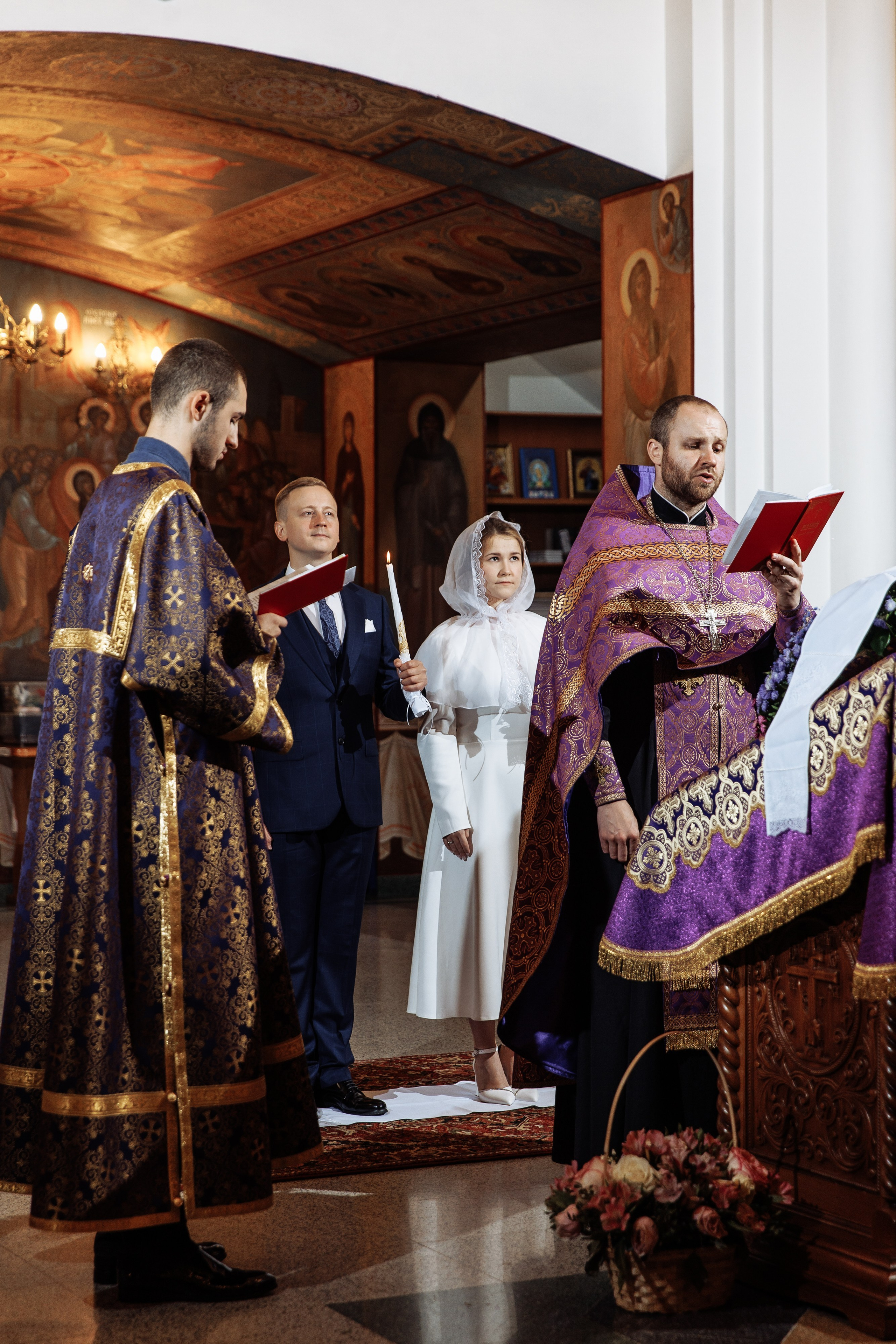 Венчание. Семейный фотограф на крещение и венчание