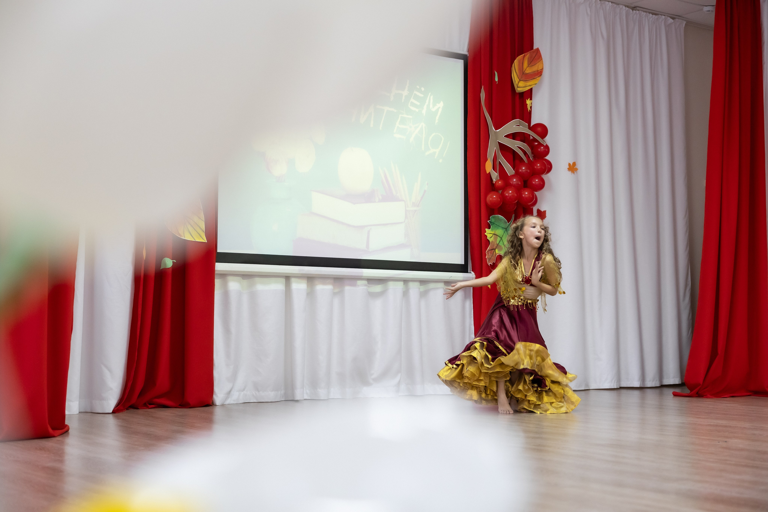 День учителя. Школа 31. Октябрь 2024. Свадебный и Семейный фотограф г. Ижевск Гульназ Солдатова. Гульназ фото