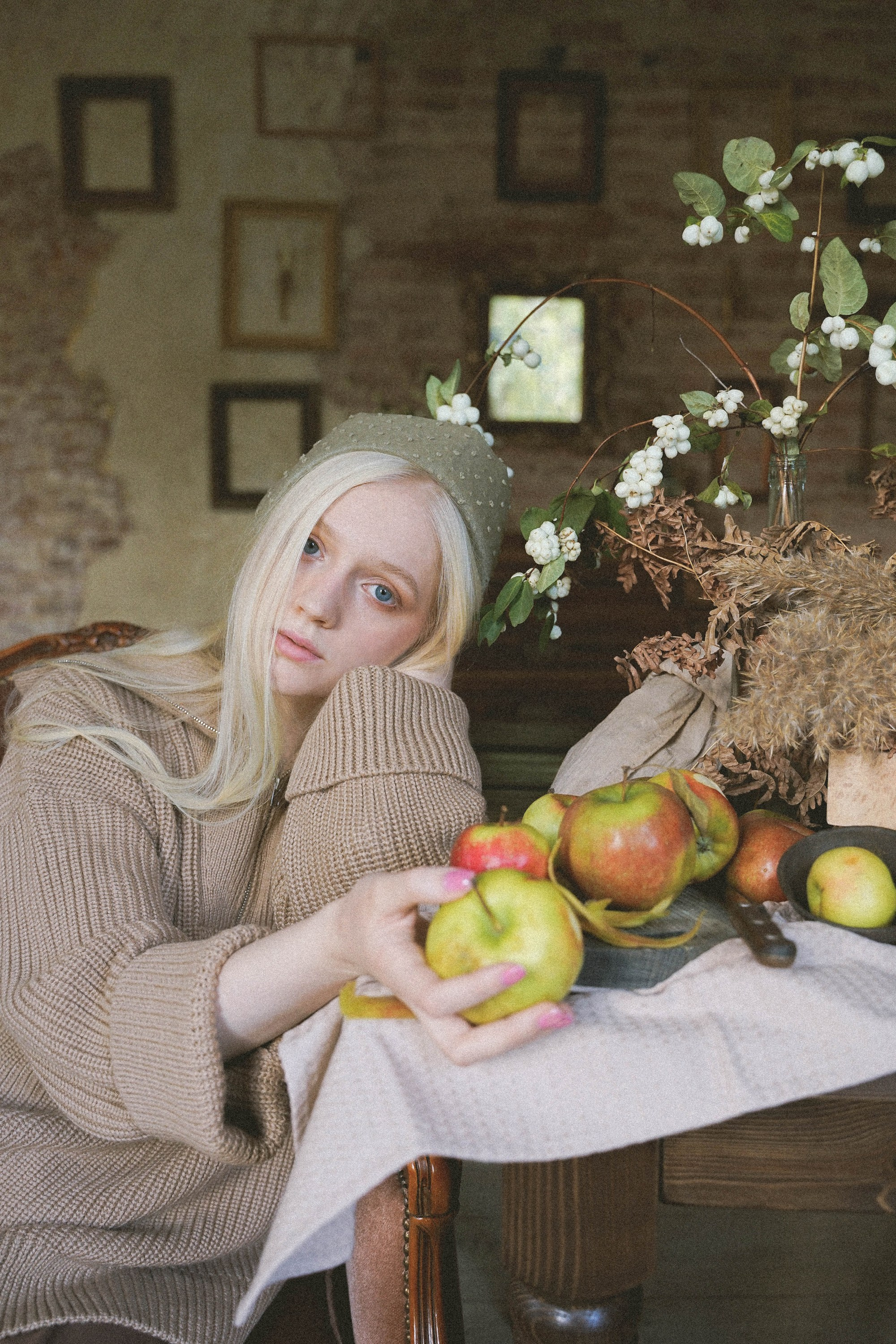 Е Л И З А В Е Т А. Арт фотограф и стилист Ульяна Терезникова