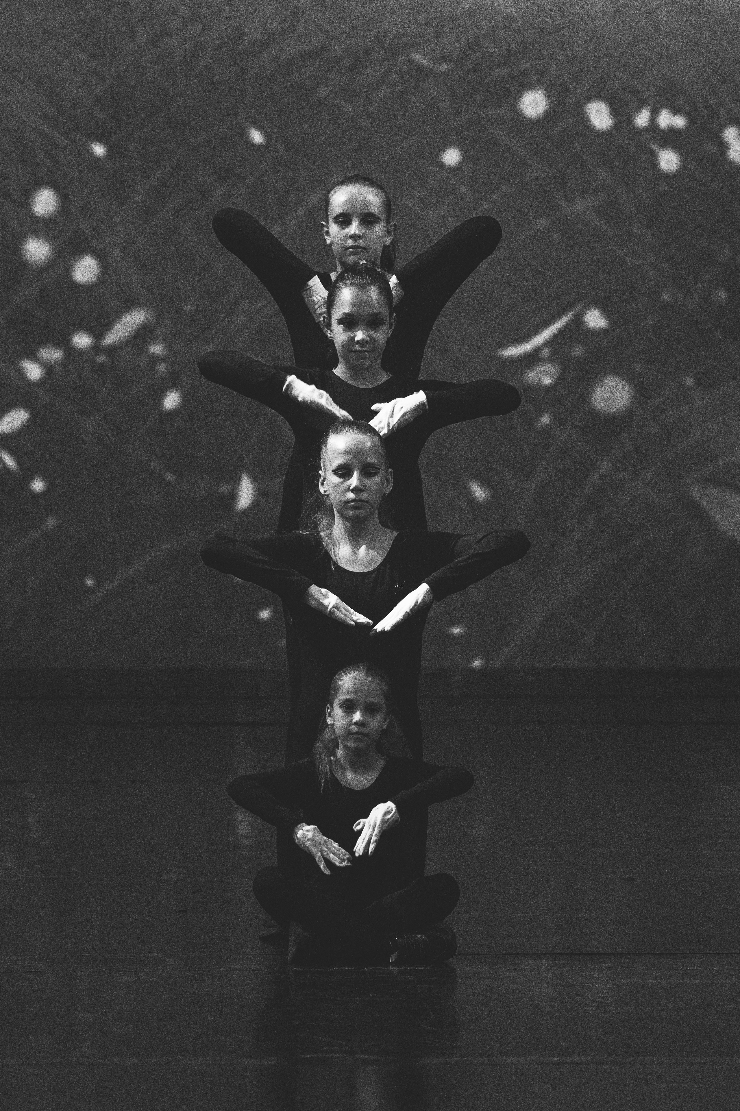 23 апреля, часть 1, БКЗ Октябрьский, г. Санкт-Петербург. Золотое яблочко