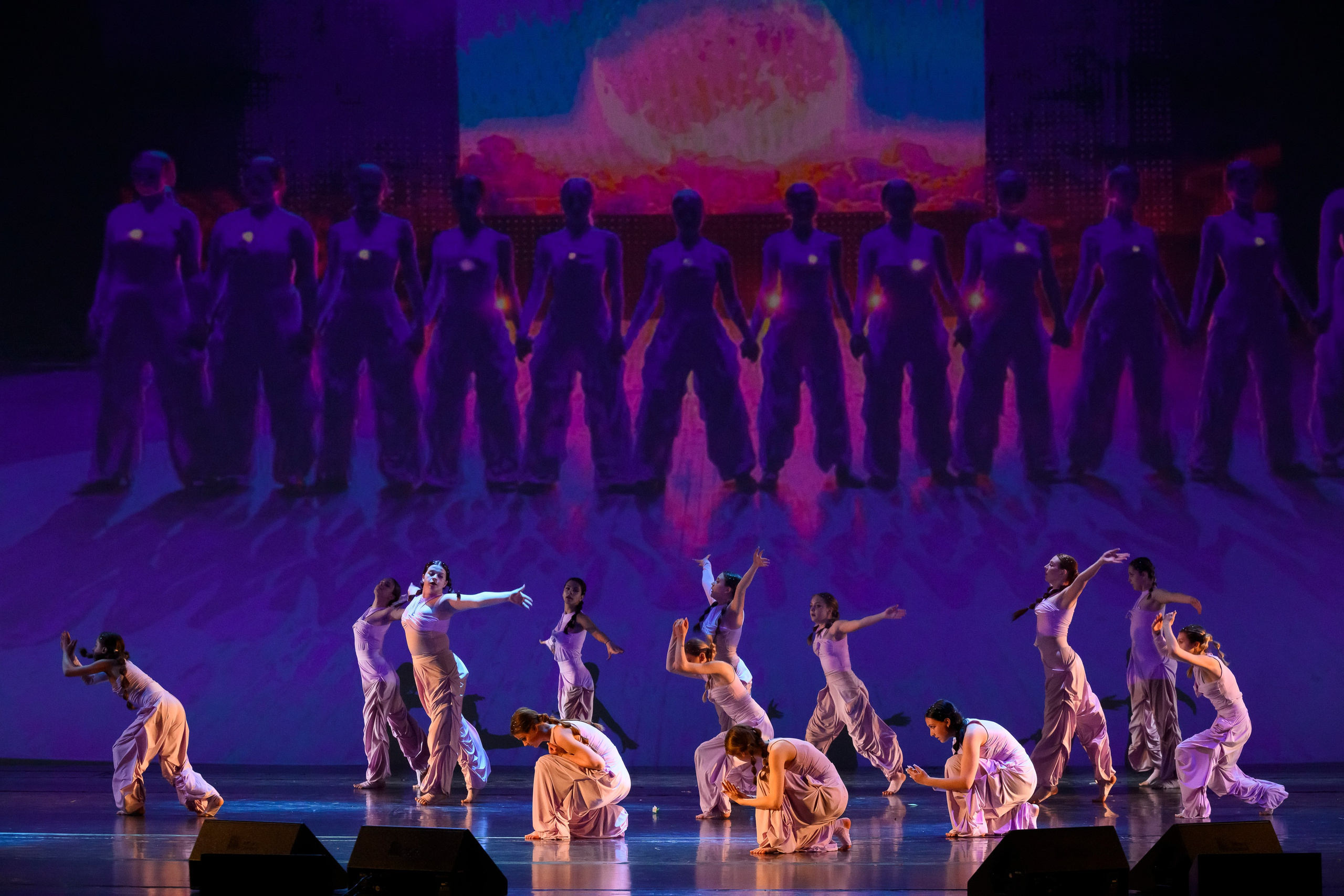 23 апреля, часть 2, БКЗ Октябрьский, г. Санкт-Петербург. Золотое яблочко