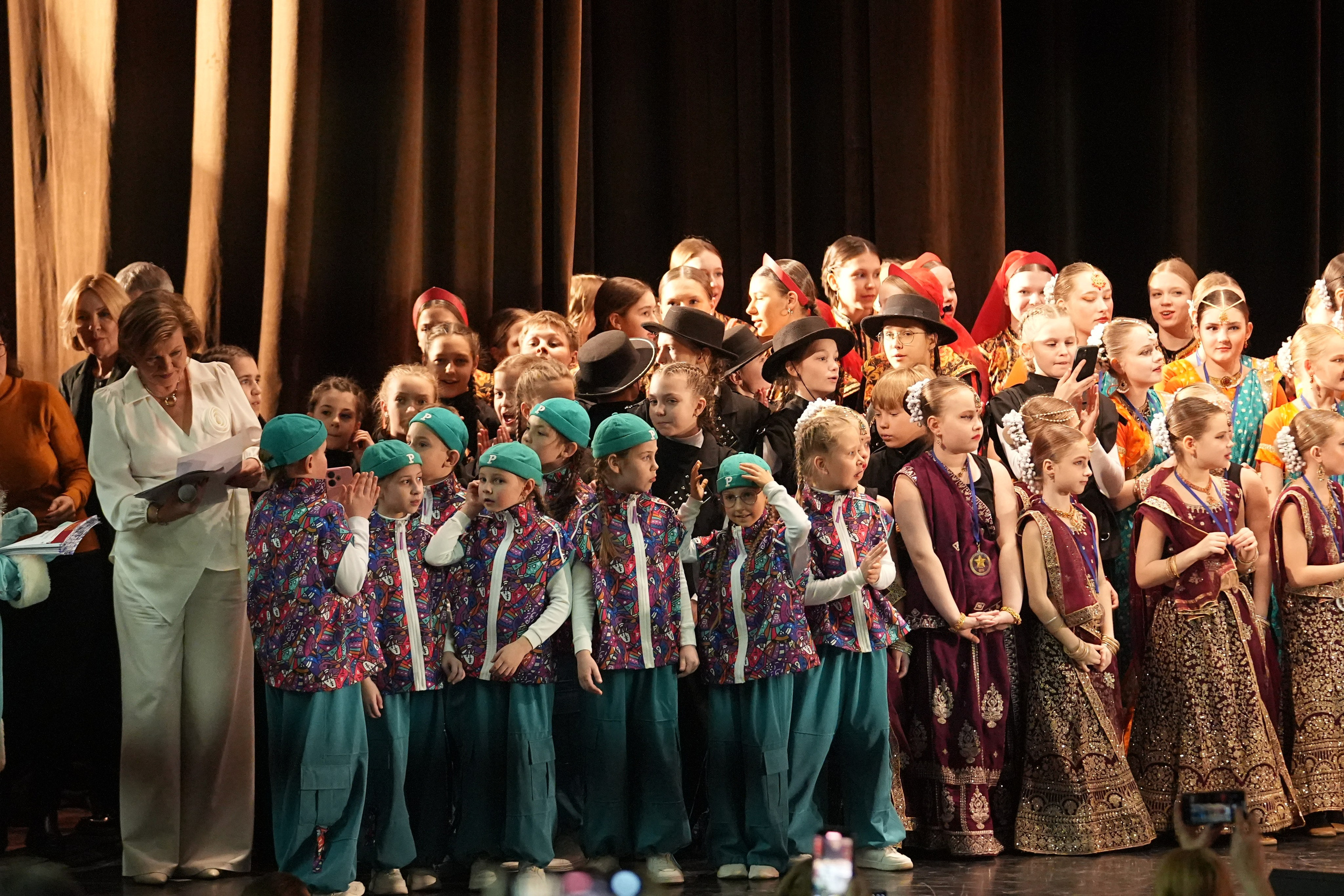 7 декабря, блок 1, г. Москва. Золотое яблочко