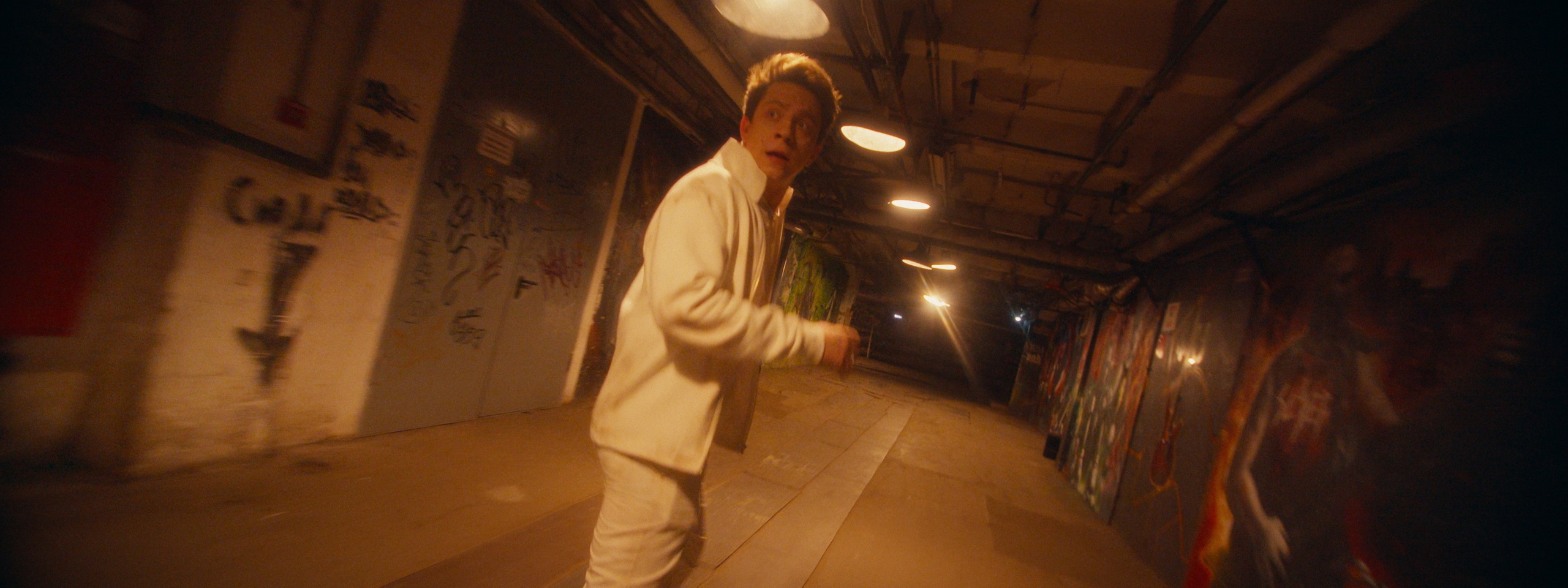 Хитяра (teaser). Цветокоррекция видео онлайн Иван Сержанов