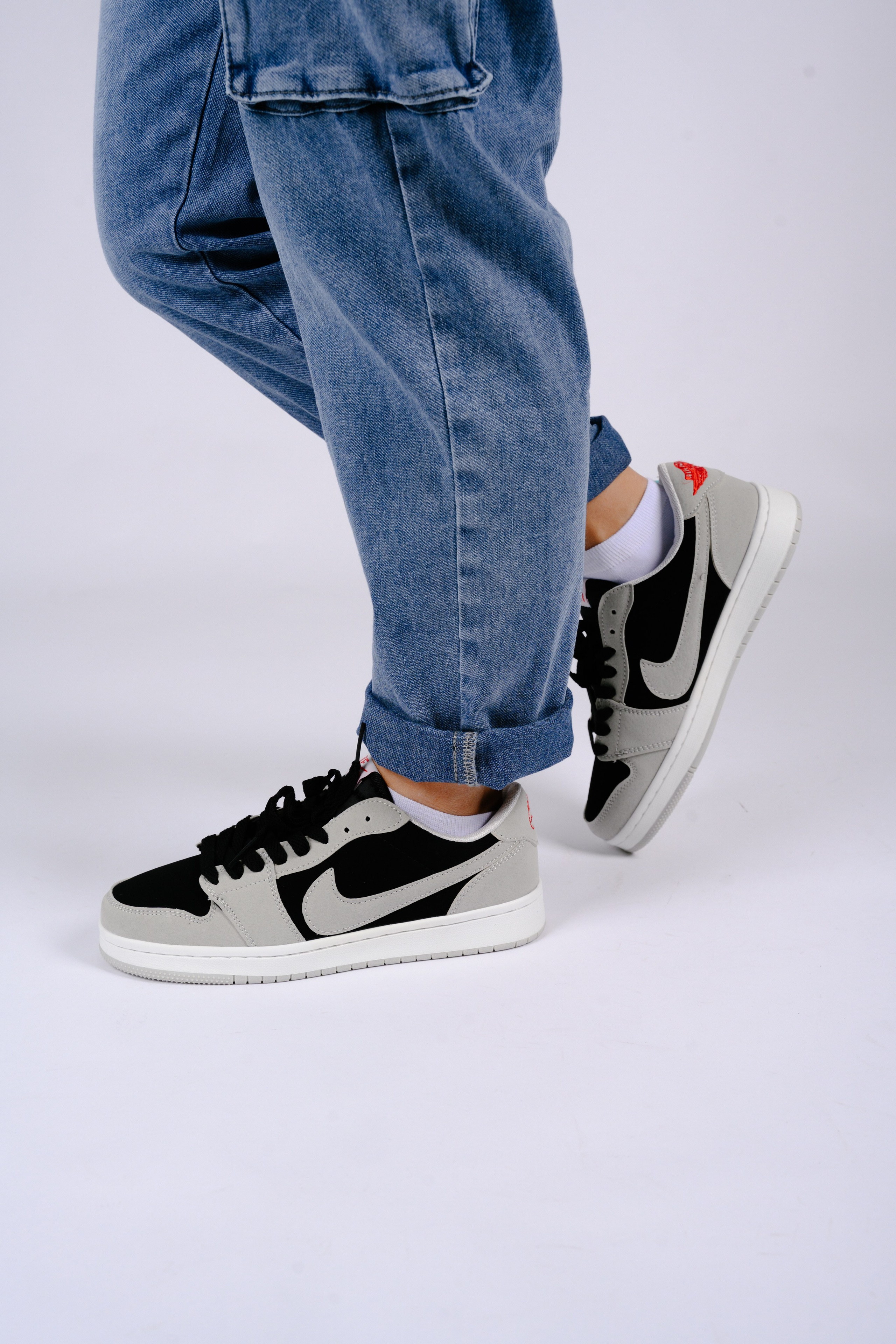 Кроссовки для wb. Фотограф в Красноярске