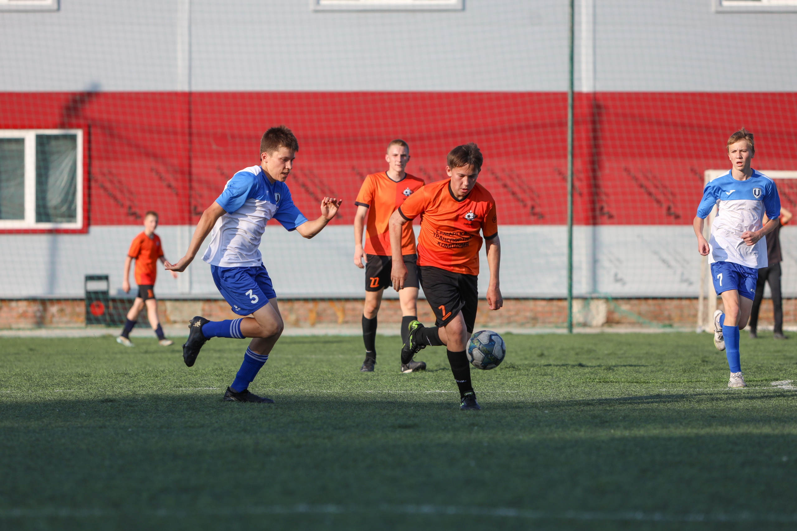 Кинель — Виктория Унион. Чемпионат СФПЛ. Молодежная футбольная лига U-15. Спортивный фотограф в Самаре